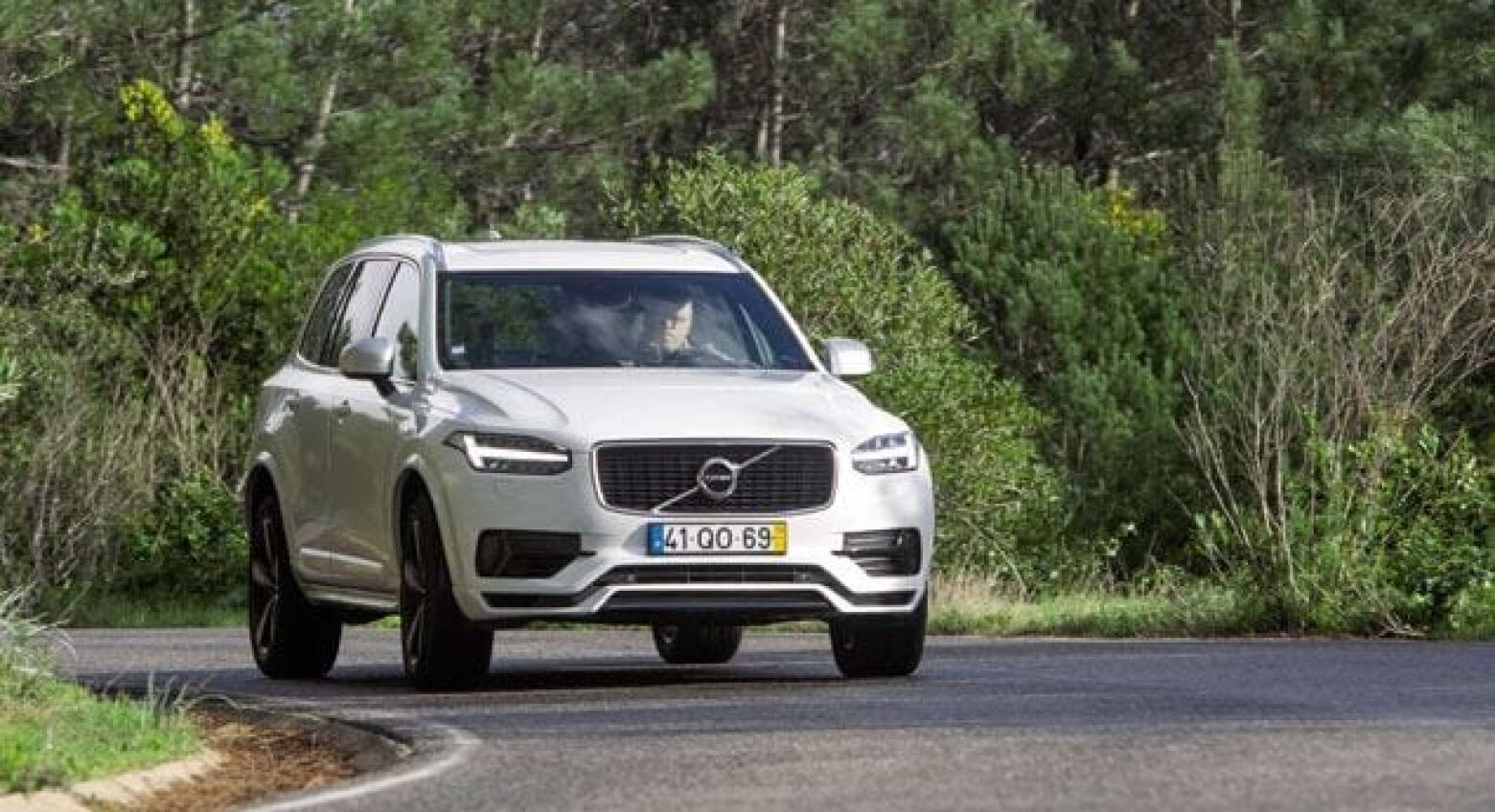 Uma família ecologista: Volvo XC90 T8 AWD R-Design