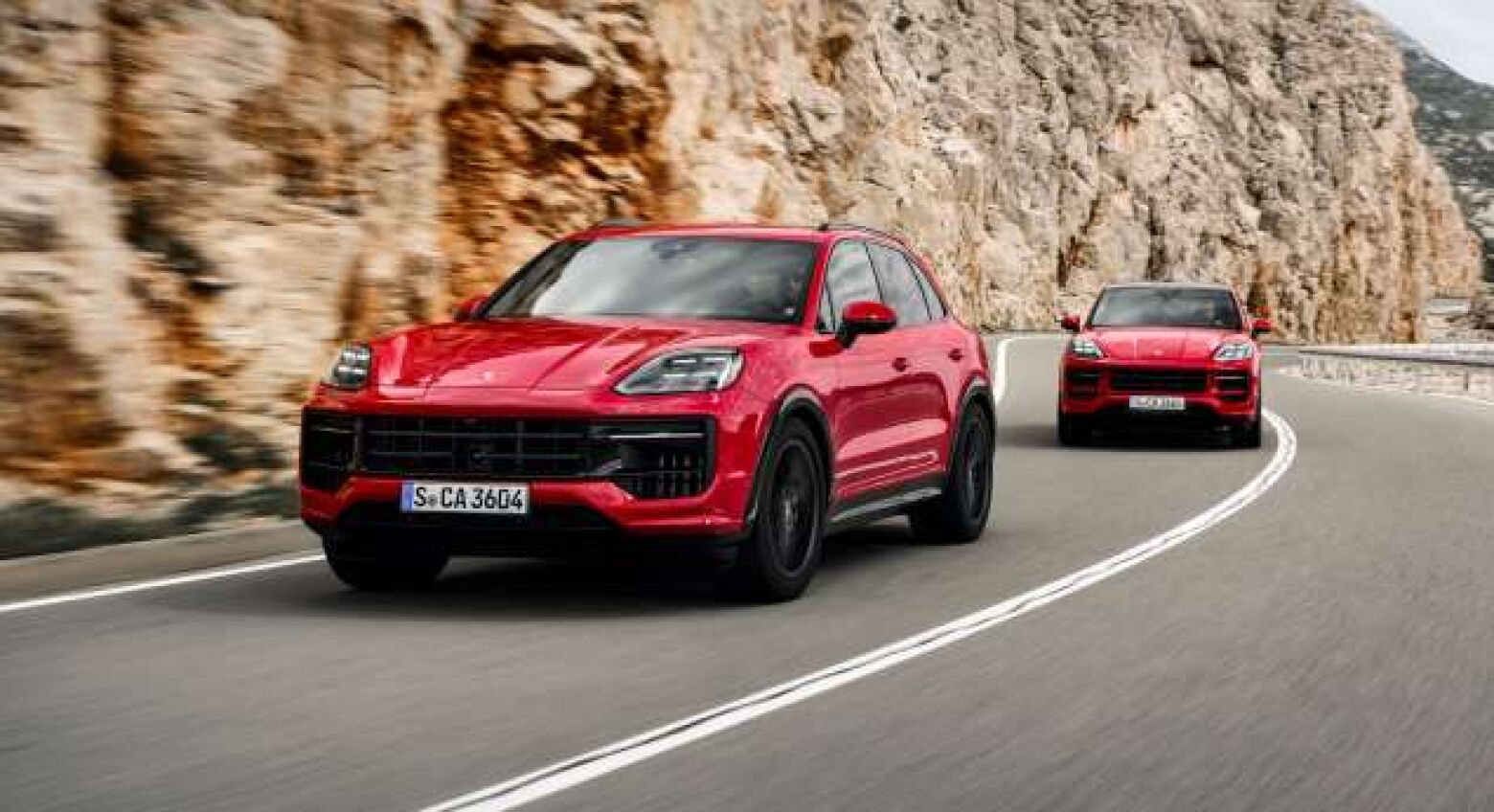 Já disponível. GTS é o novo reforço do Porsche Cayenne