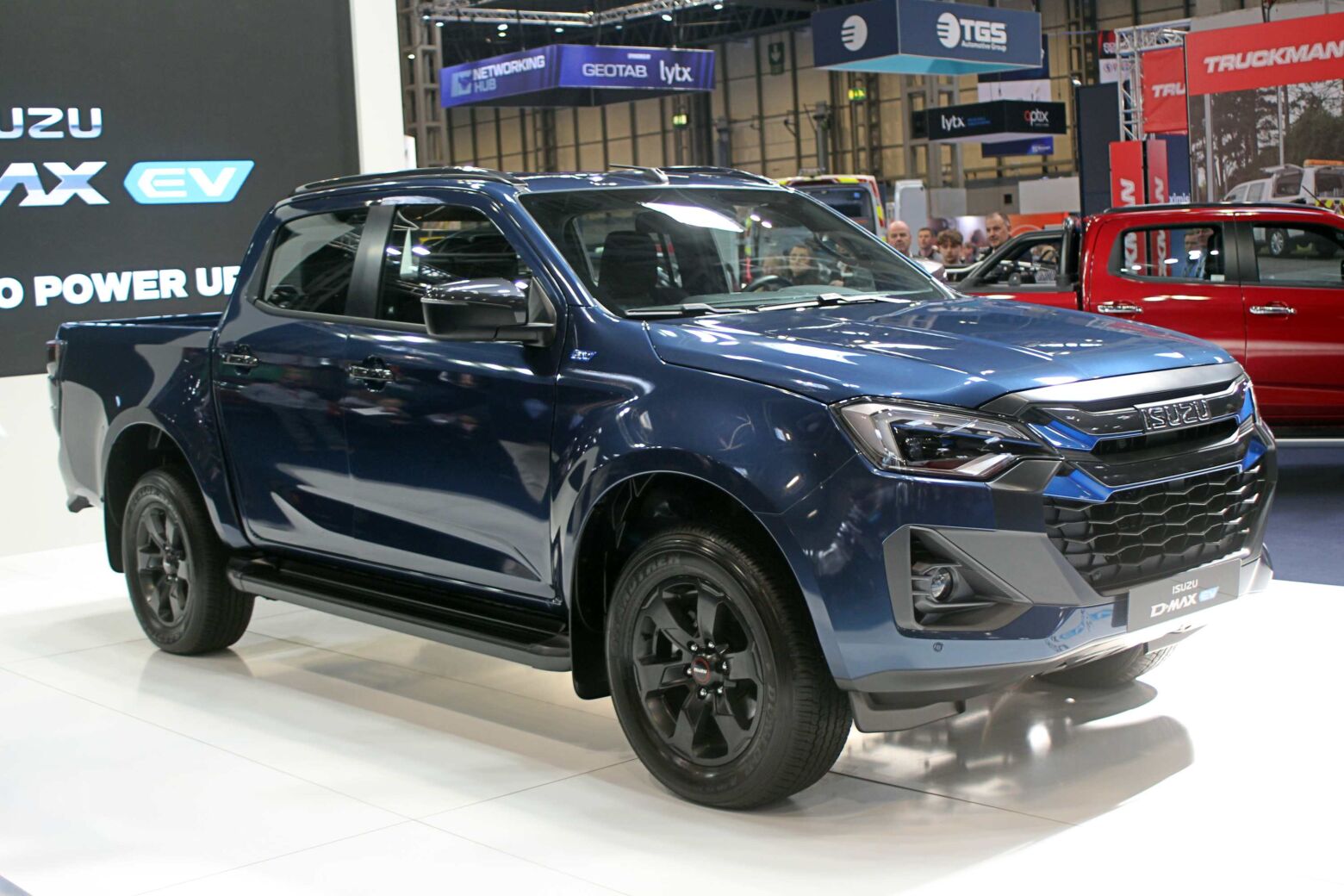 Pick-up elétrica 4x4 da Isuzu chega à Europa em 2026