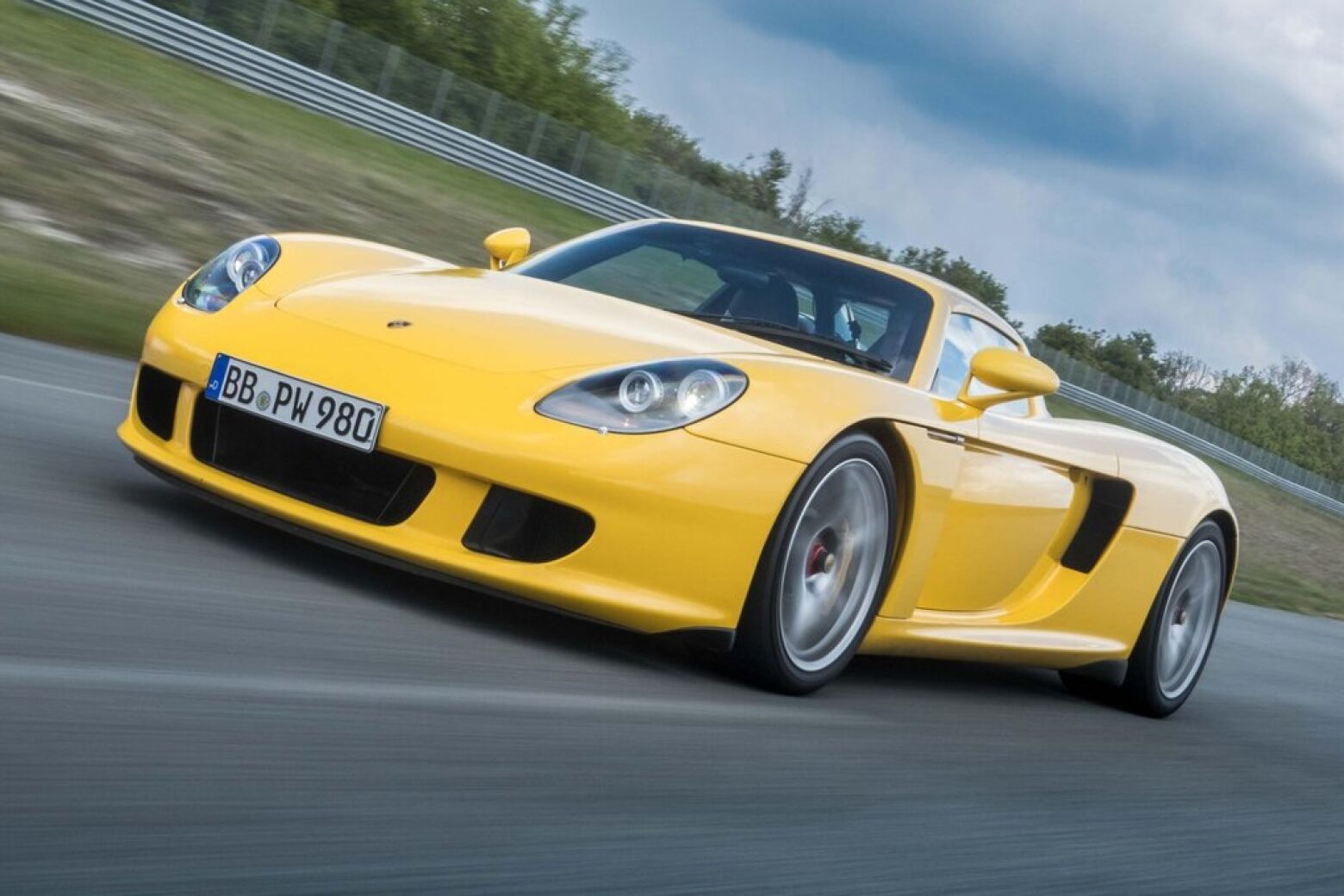 Os motores Porsche que fugiram ao clássico flat-six