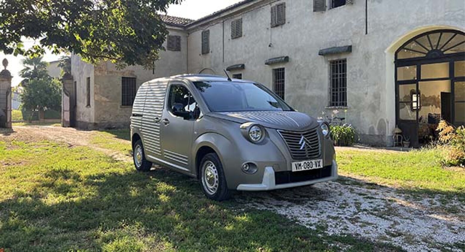 Citroën Berlingo 2CV Furgonnette já está disponível para encomenda