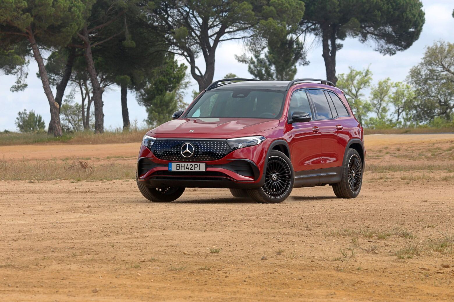 Mercedes-Benz EQB teve uma carreira curta