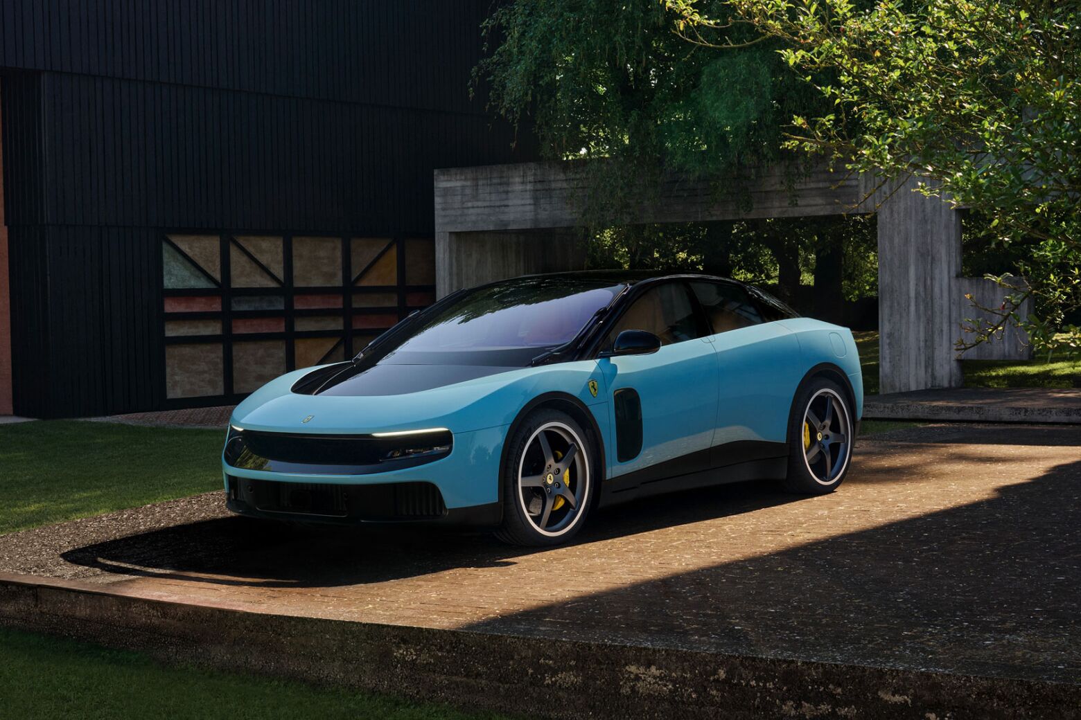 Ferrari Luce estreia era el&eacute;trica com 1050 cv e 530 km