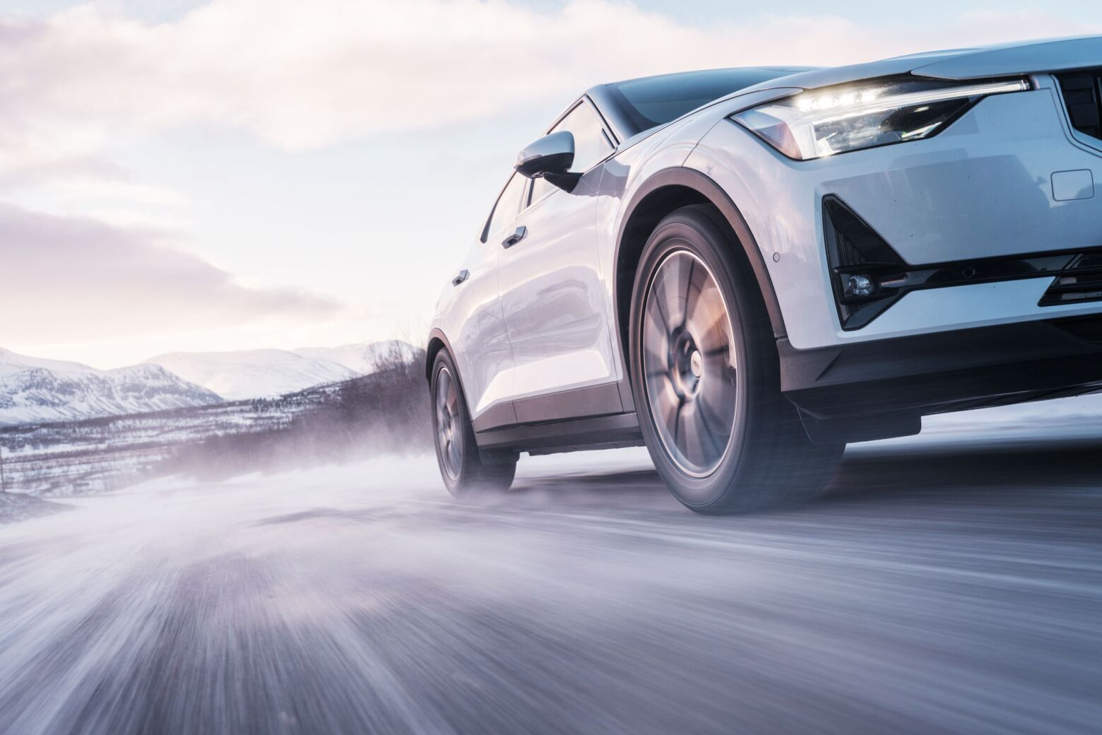 Apenas 12 carros a gasolina vendidos na Noruega em fevereiro