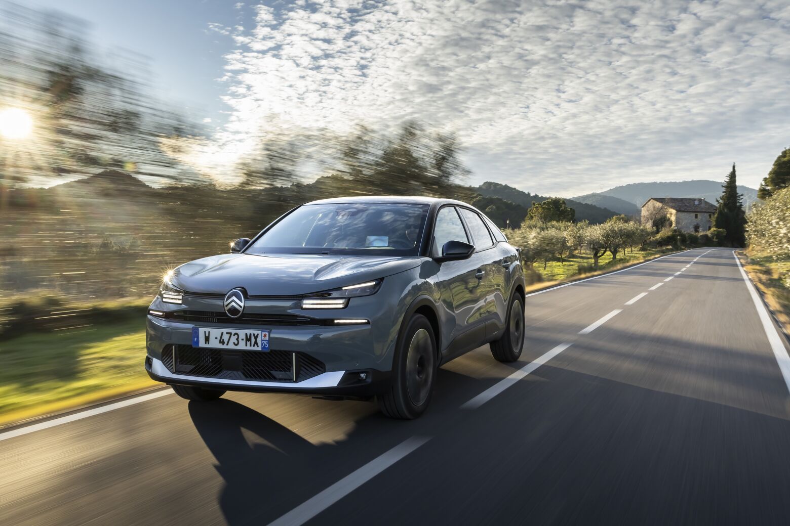 Citroën C4 e C4X são exaltação do Conforto também ao volante