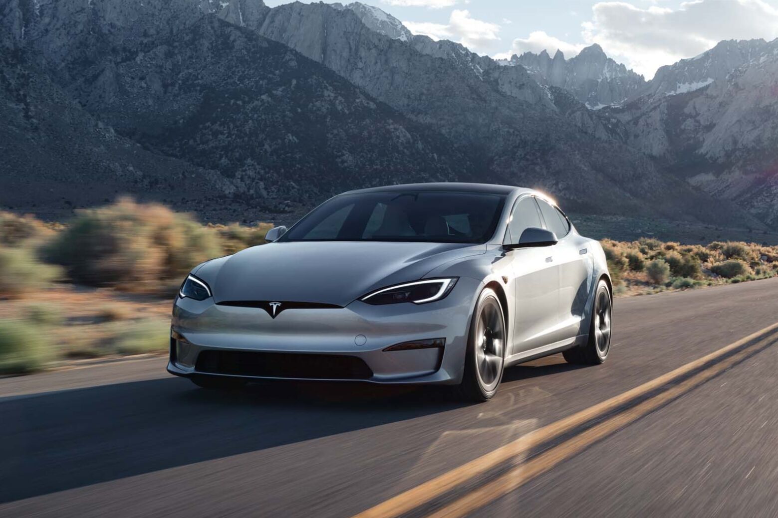 Tesla abranda na China