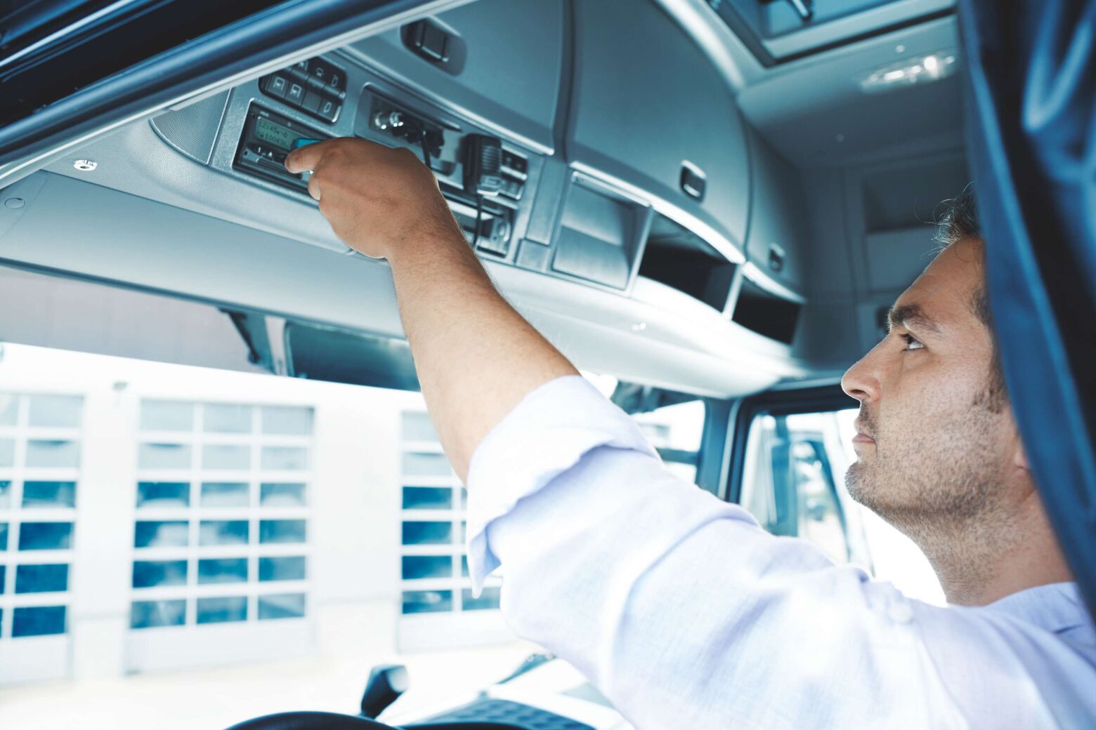 Prazos apertados para instalar tac&oacute;grafos nos comerciais