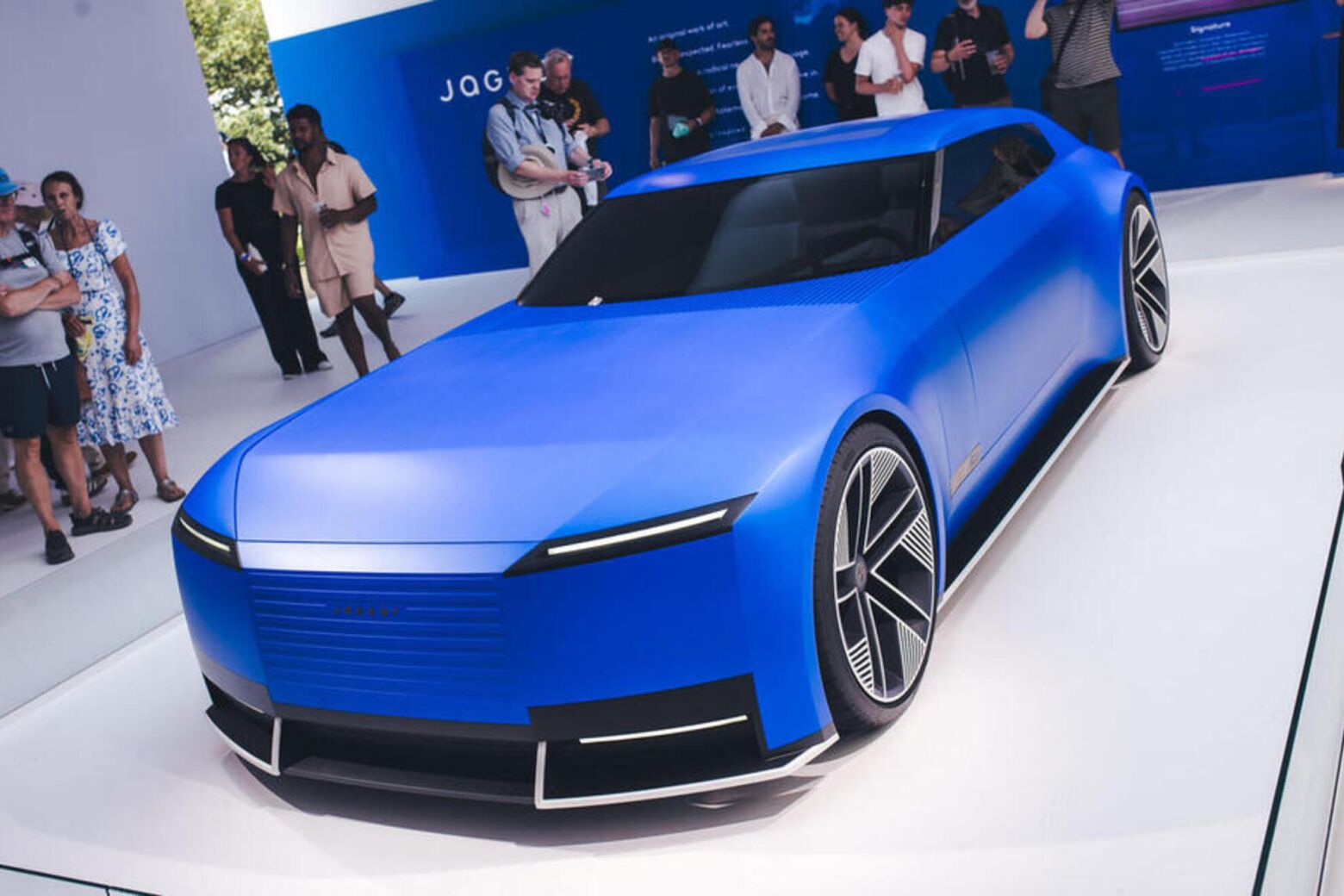 Jaguar despede chefe de design respons&aacute;vel pelo Type 00