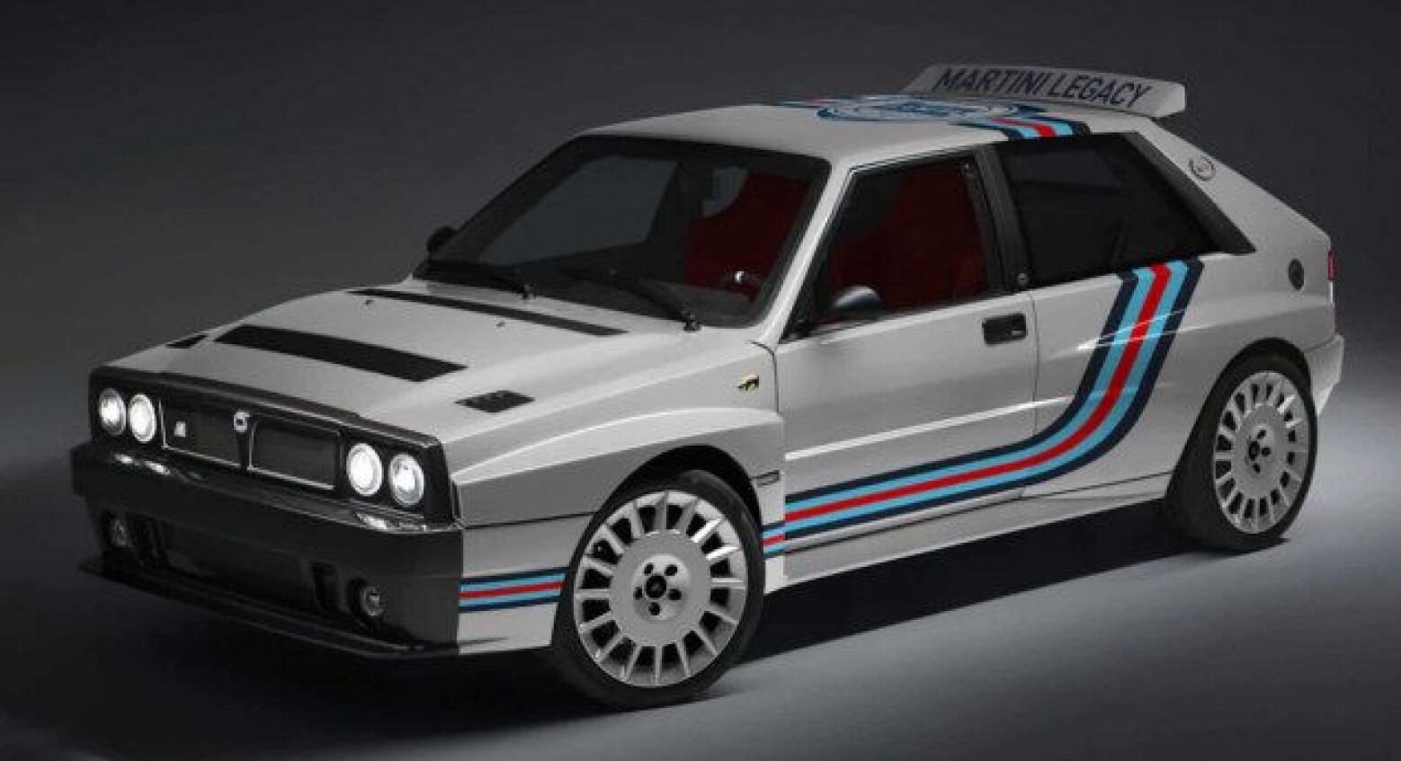 O último de 20. Lancia Delta Futurista termina com versão Martini Legacy