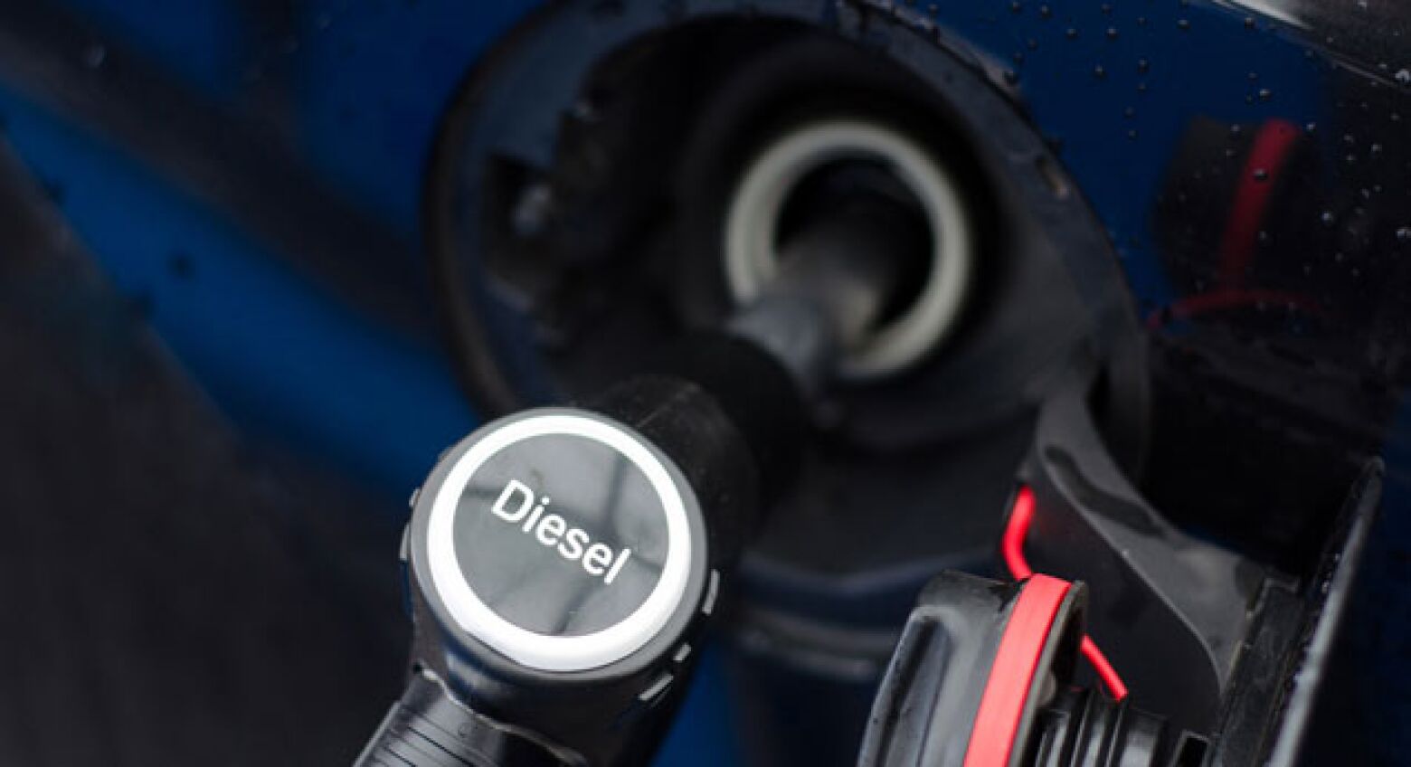 Preços voltam a cair. Gasolina e gasóleo estão esta semana mais baratos
