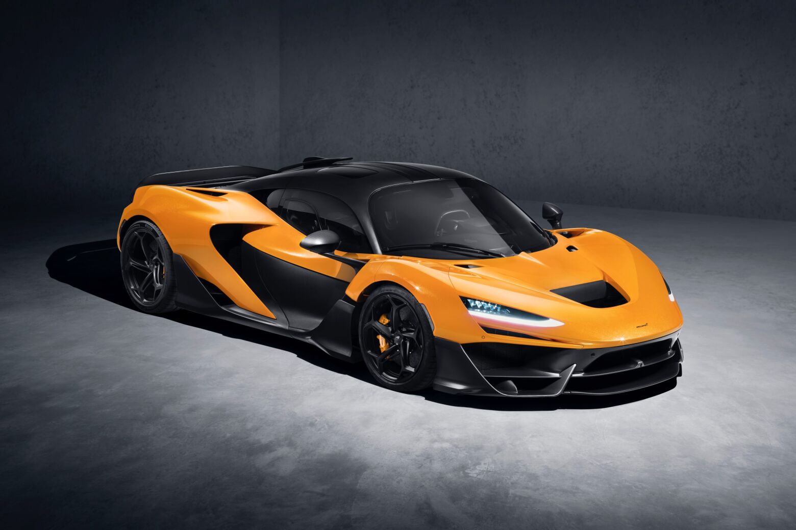 Fique a saber de onde vem toda a potência do Mclaren W1