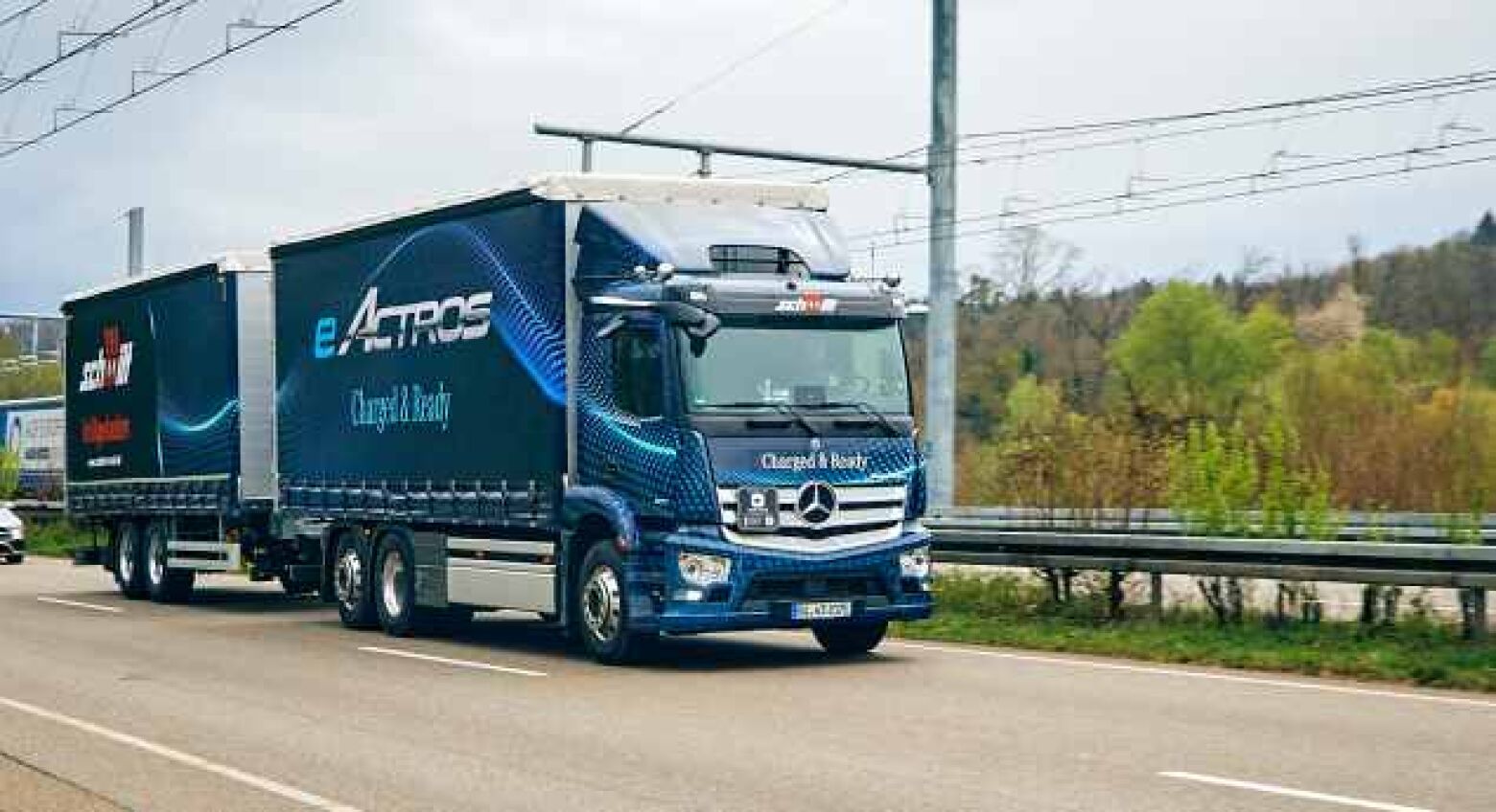 Mercedes-Benz eActros. Oferta reforçada com conjunto articulado de 40 toneladas