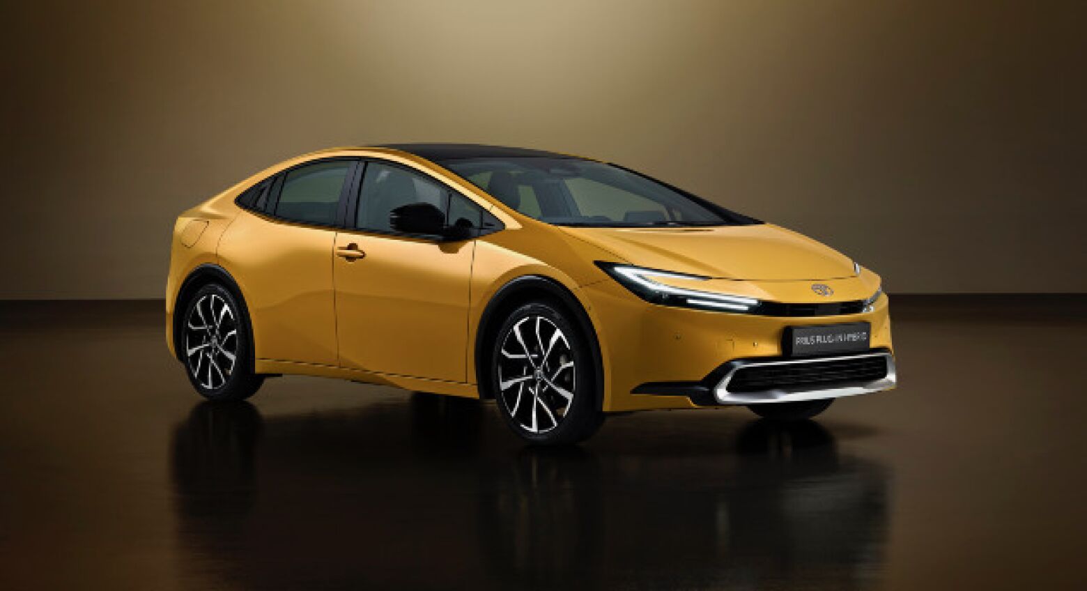 Com ares de coupé e apenas PHEV. Toyota apresenta o novo Prius