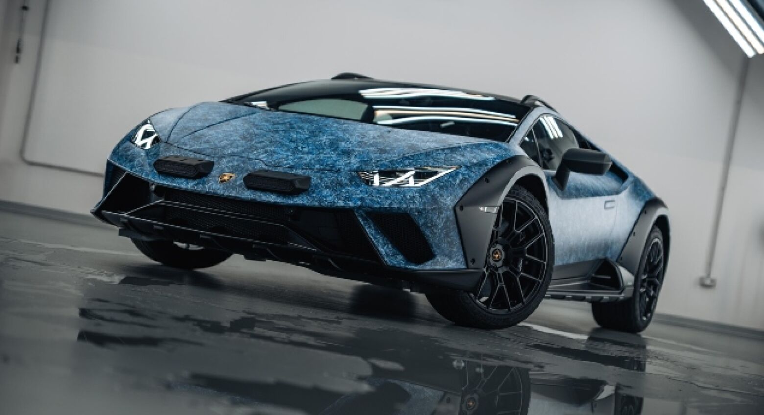 Especial de aniversário. Lamborghini apresenta o Huracán Sterrato 'Opera Única'