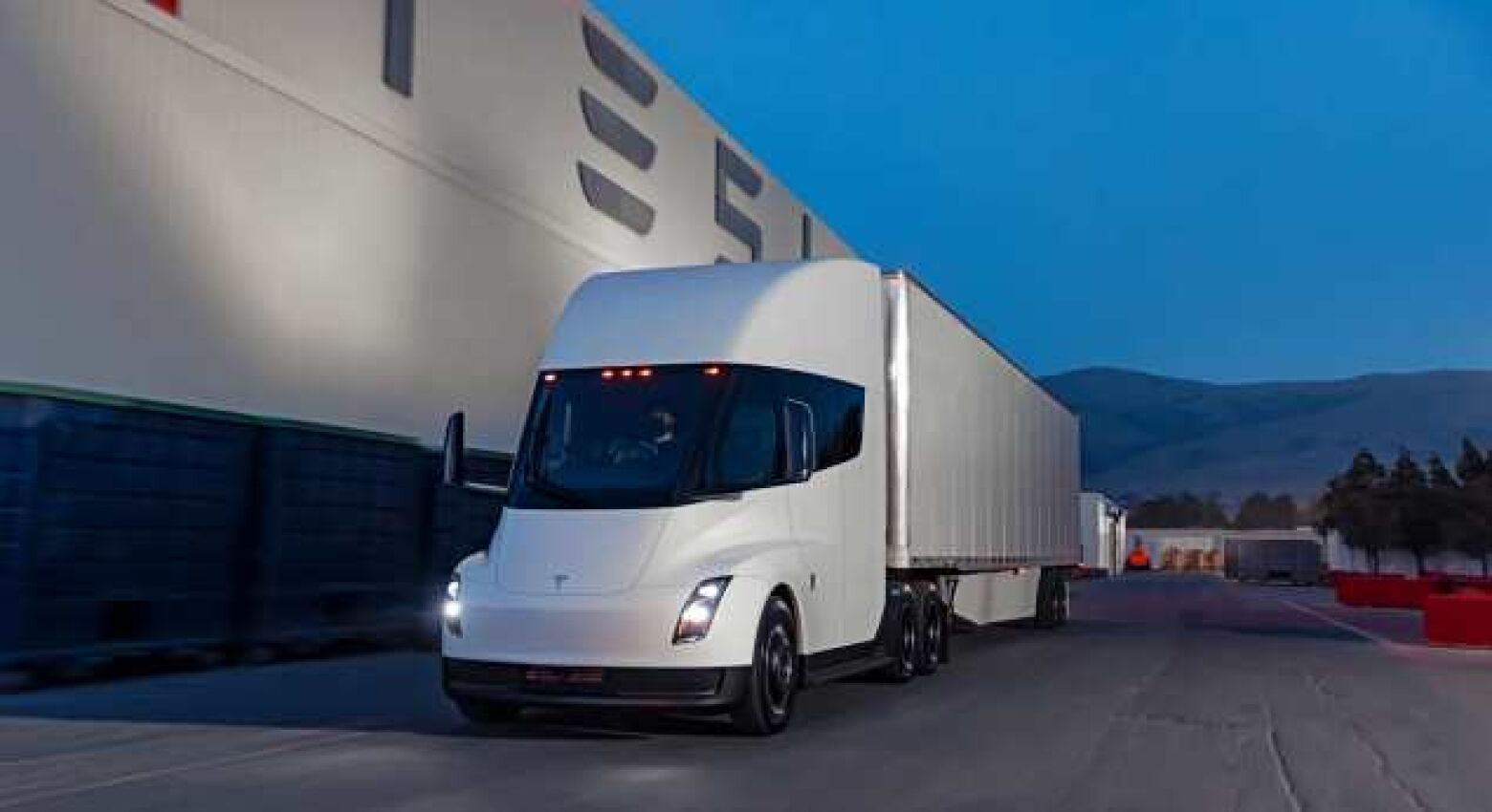 Tesla Semi vai ter estreia europeia no IAA Transportation 2024