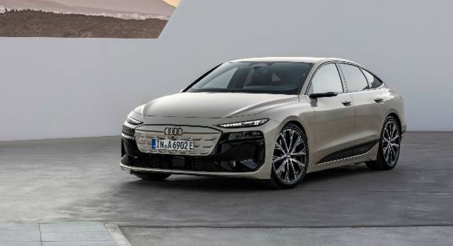 Chega em setembro. Audi desvenda o elétrico A6 e-tron