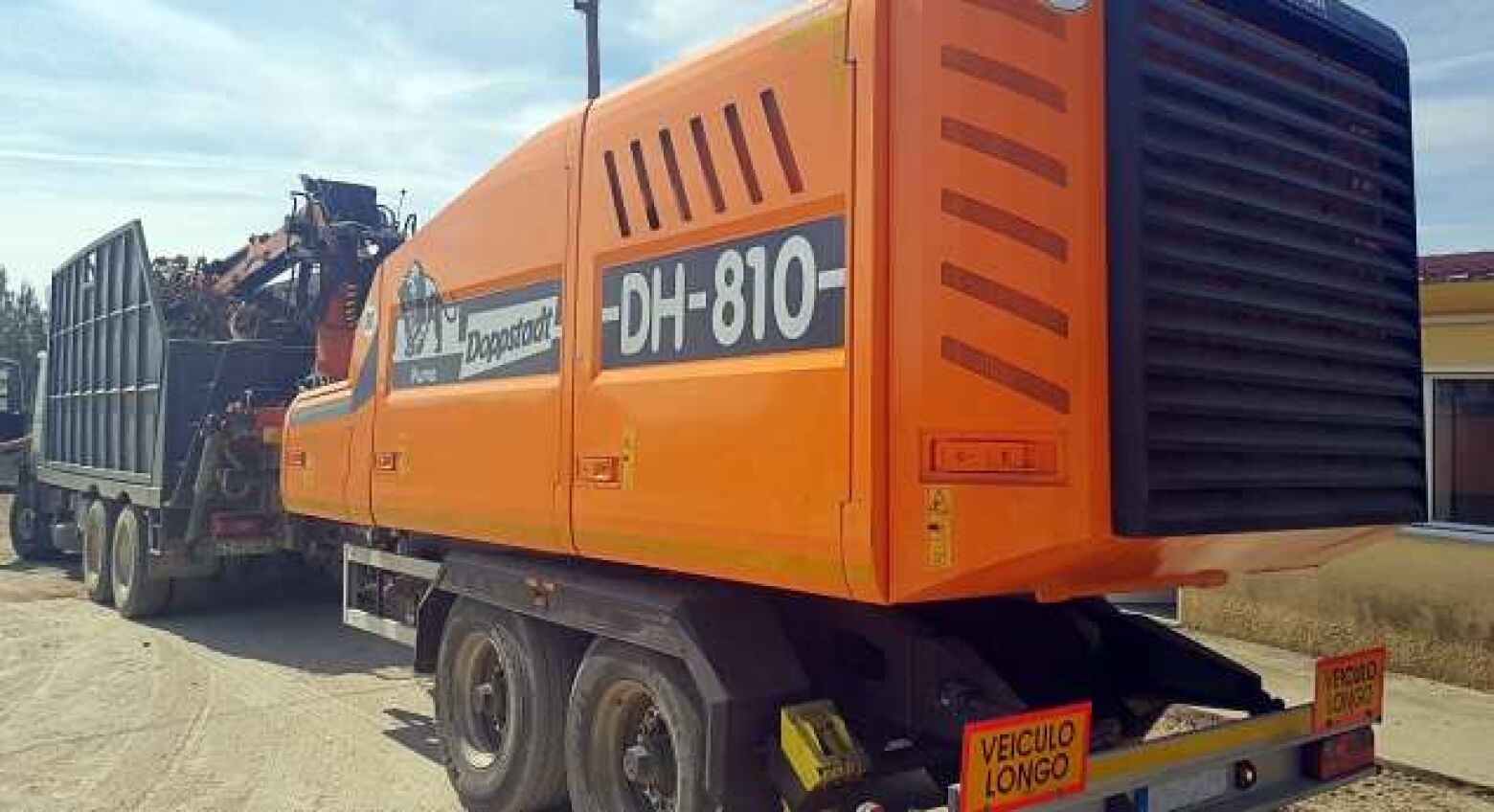 Soc. Com. C. Santos fornece motor Mercedes-Benz de 476 cv para equipamento florestal