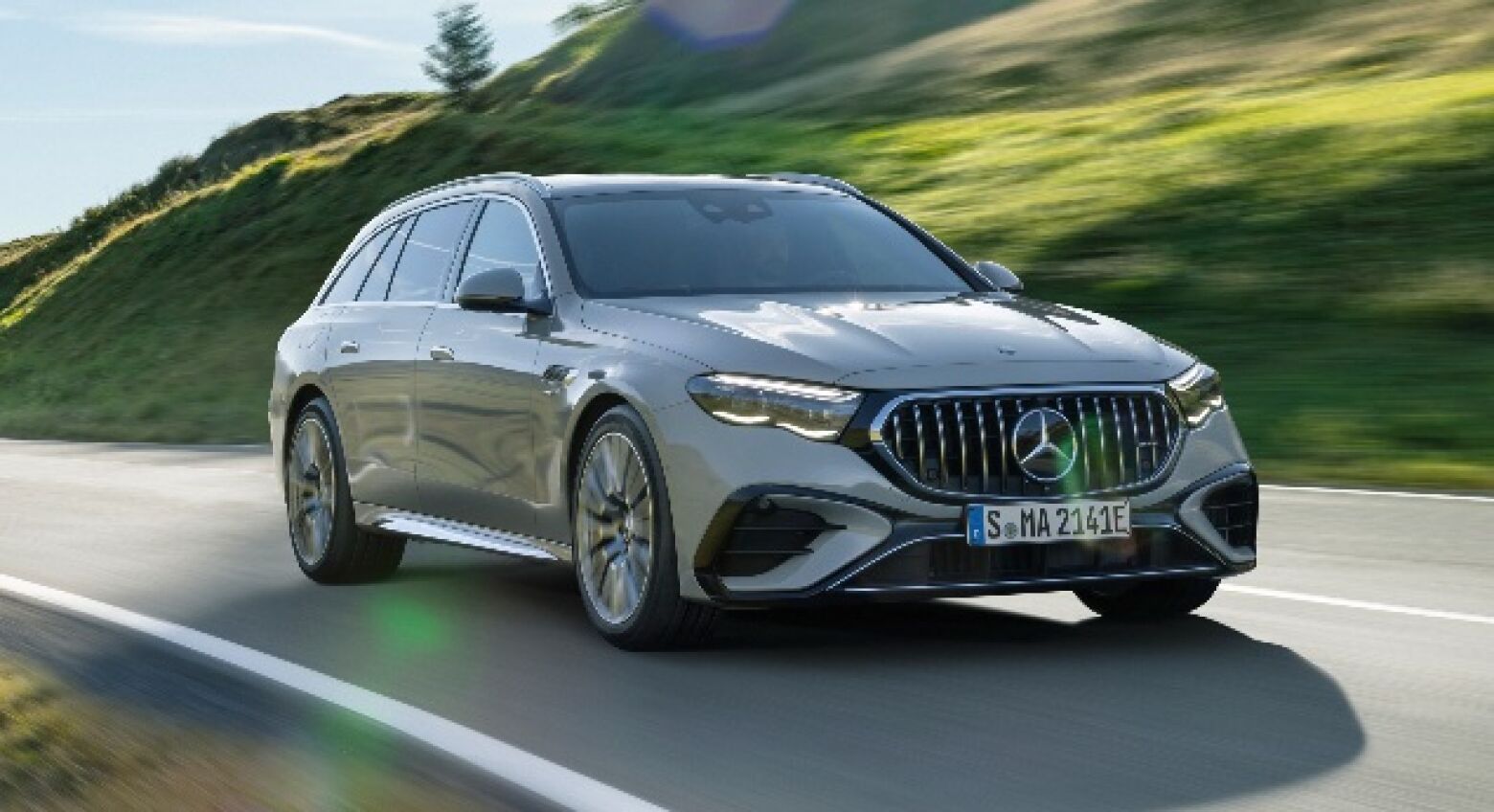 Sem downsizing. Mercedes-Benz apresenta o novo e mais potente AMG E 53