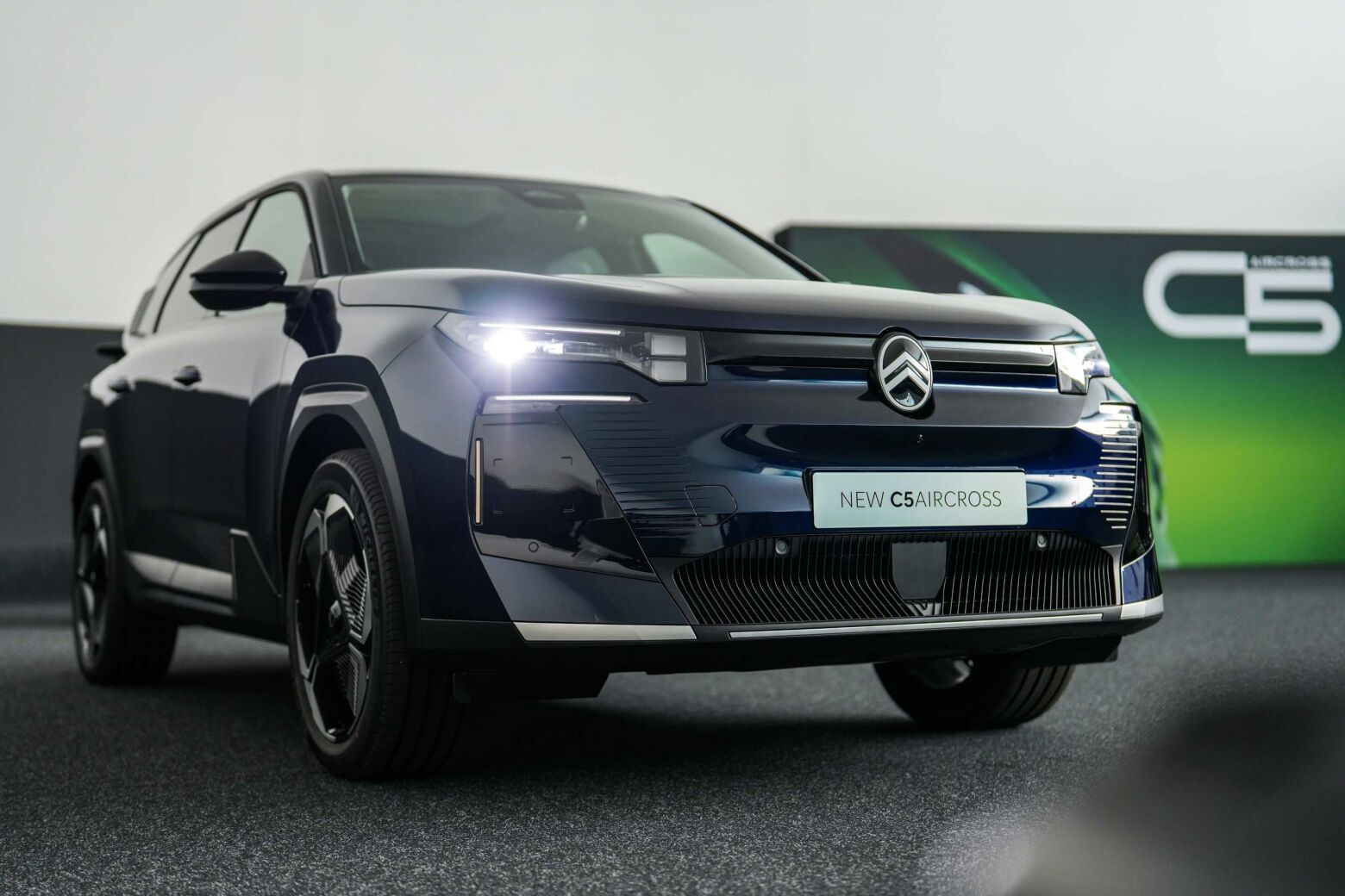 Citroën abre encomendas para C5 Aircross e ë-C5 Aircross