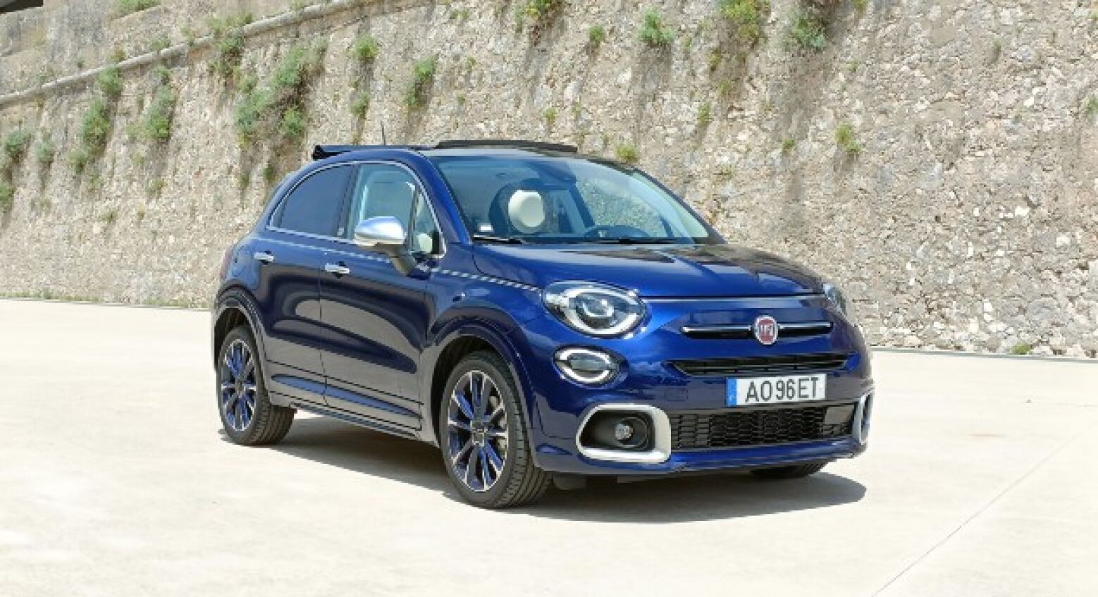 Fiat 500X 1.0 FireFly Turbo 120 Yacht Club Capri