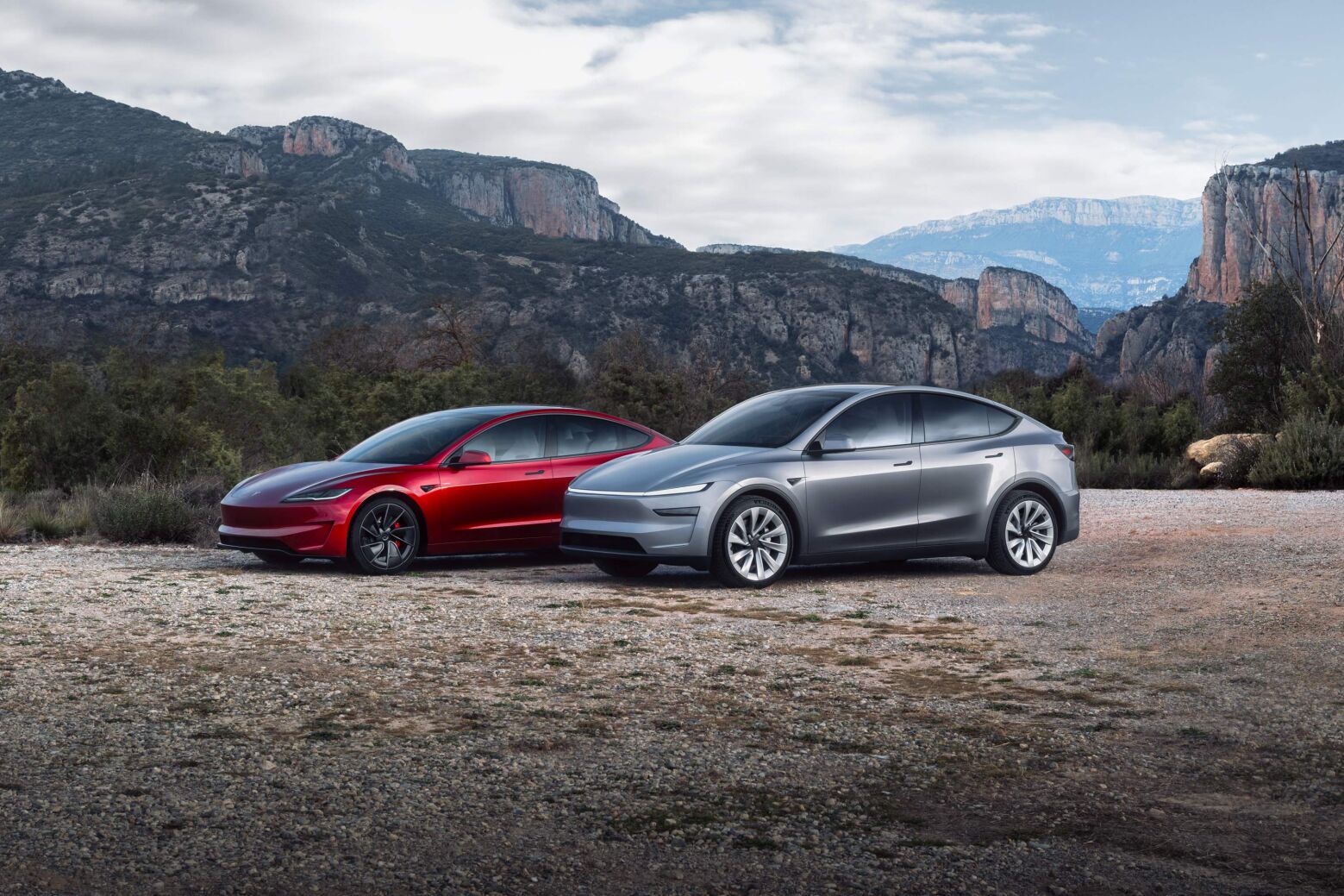 Tesla Model 3 e Model Y vêem autonomia aumentar