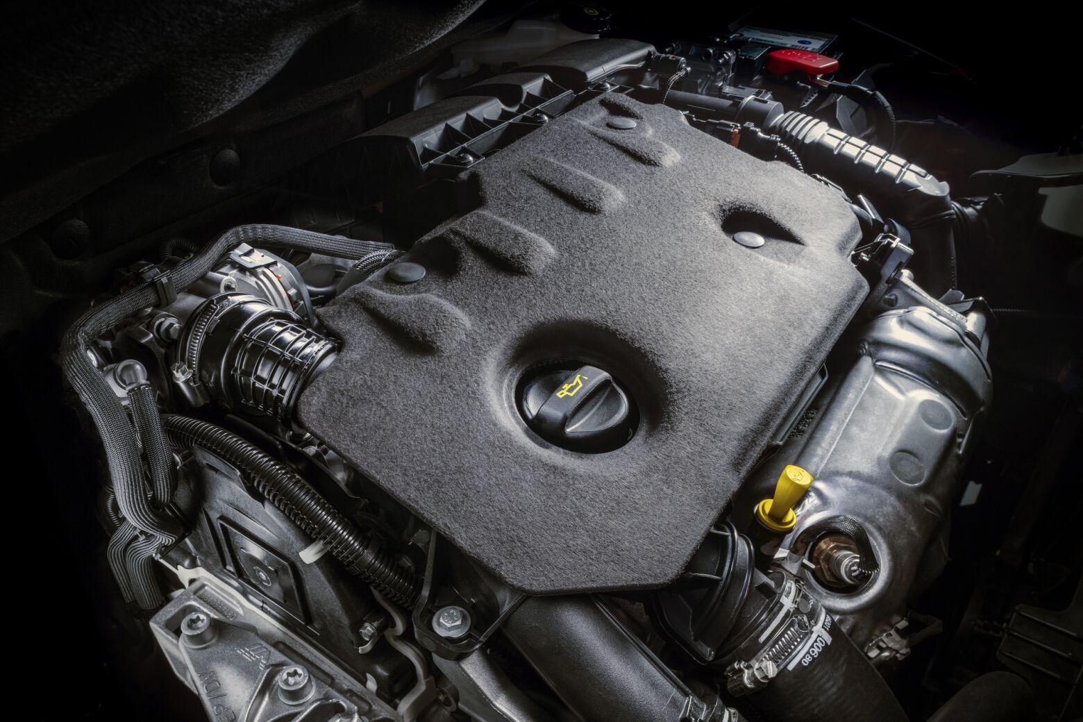 Stellantis relança motores Diesel e abranda nos elétricos