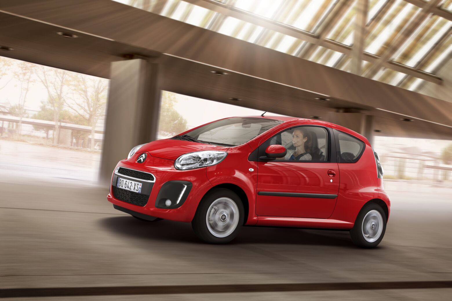 Citro&euml;n pondera poss&iacute;vel sucessor el&eacute;trico do C1
