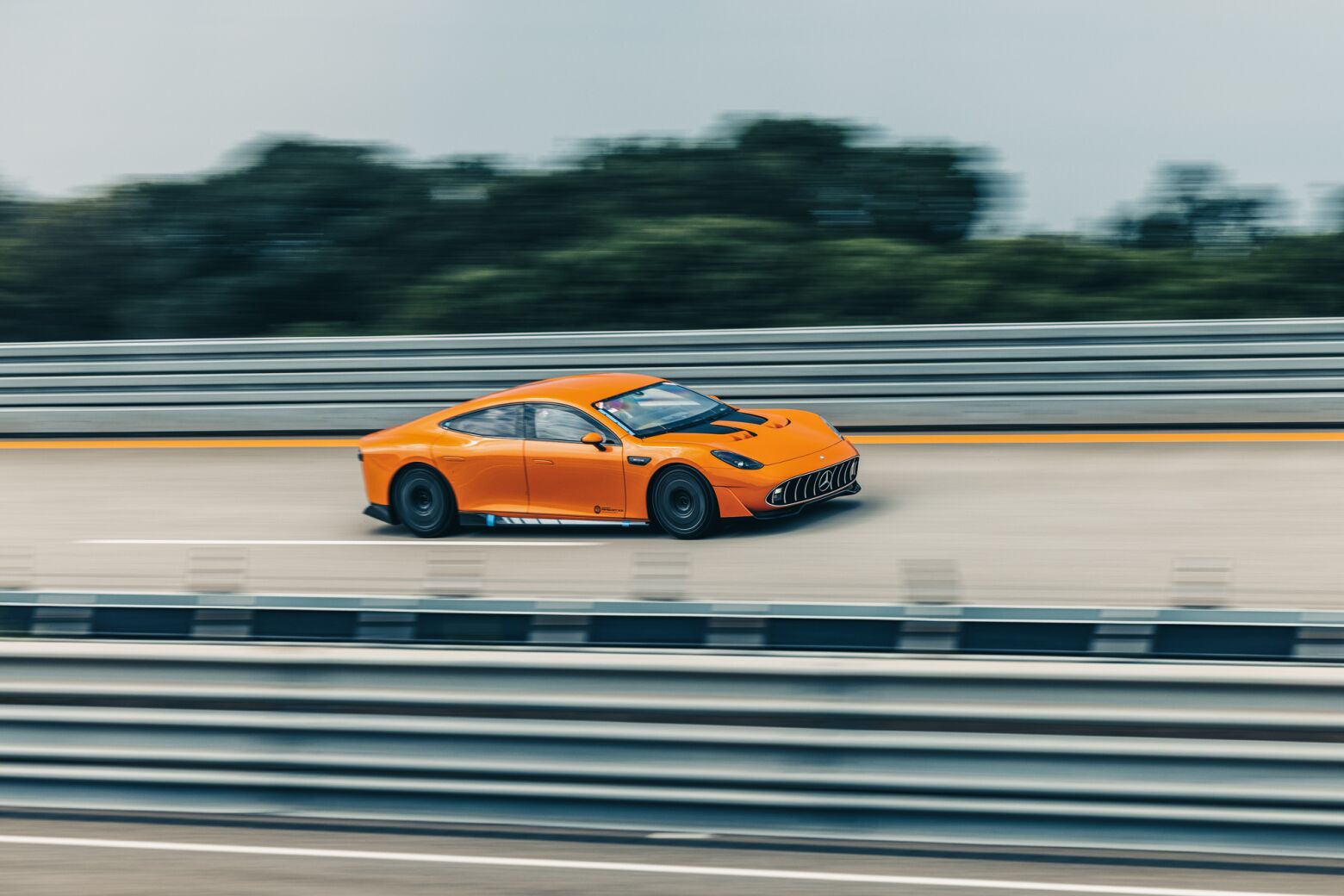 Mercedes-AMG GT XX bate 25 recordes e redefine limites dos VE
