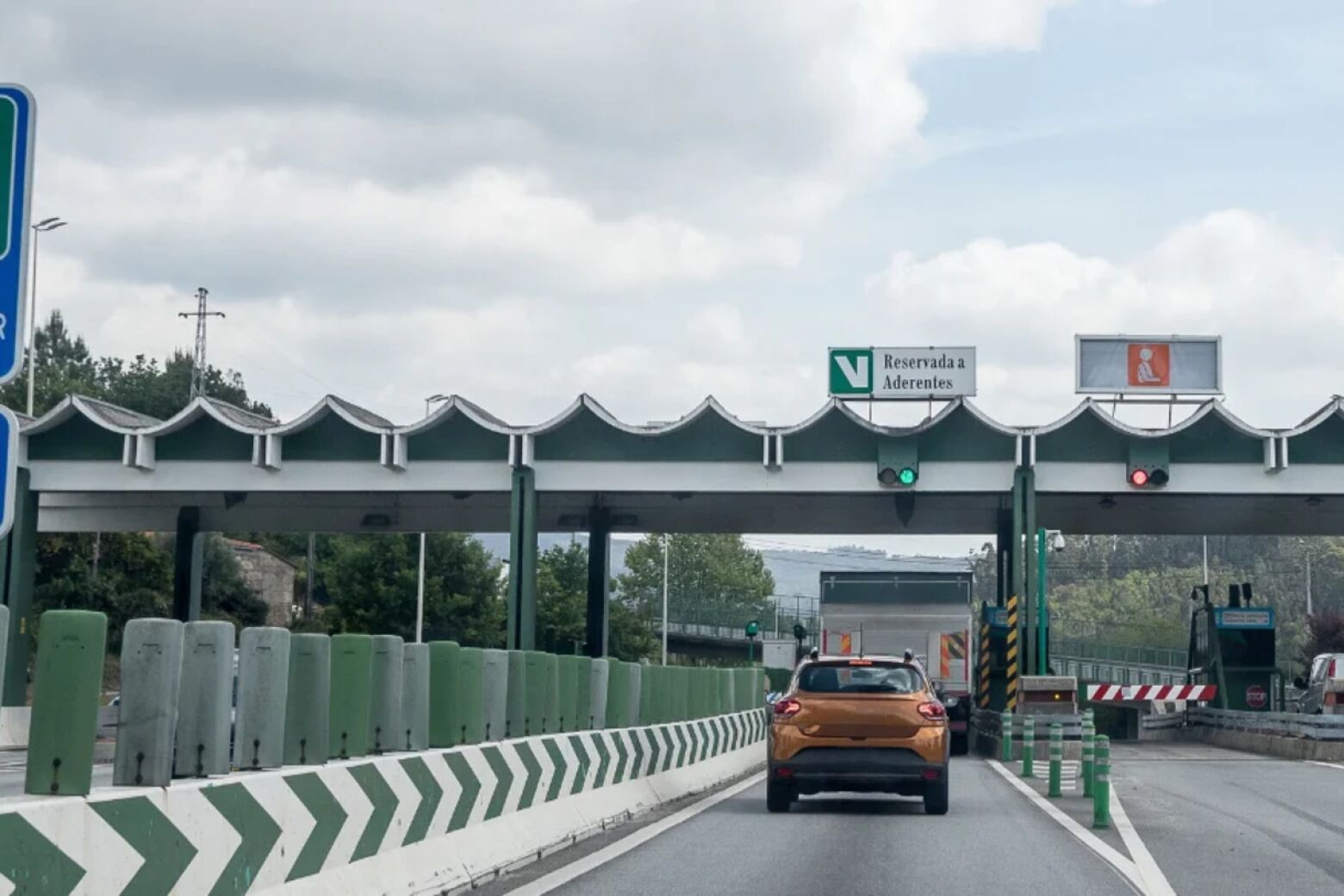 Portagens sobem at&eacute; 50 c&ecirc;ntimos em 2026 nas principais autoestradas