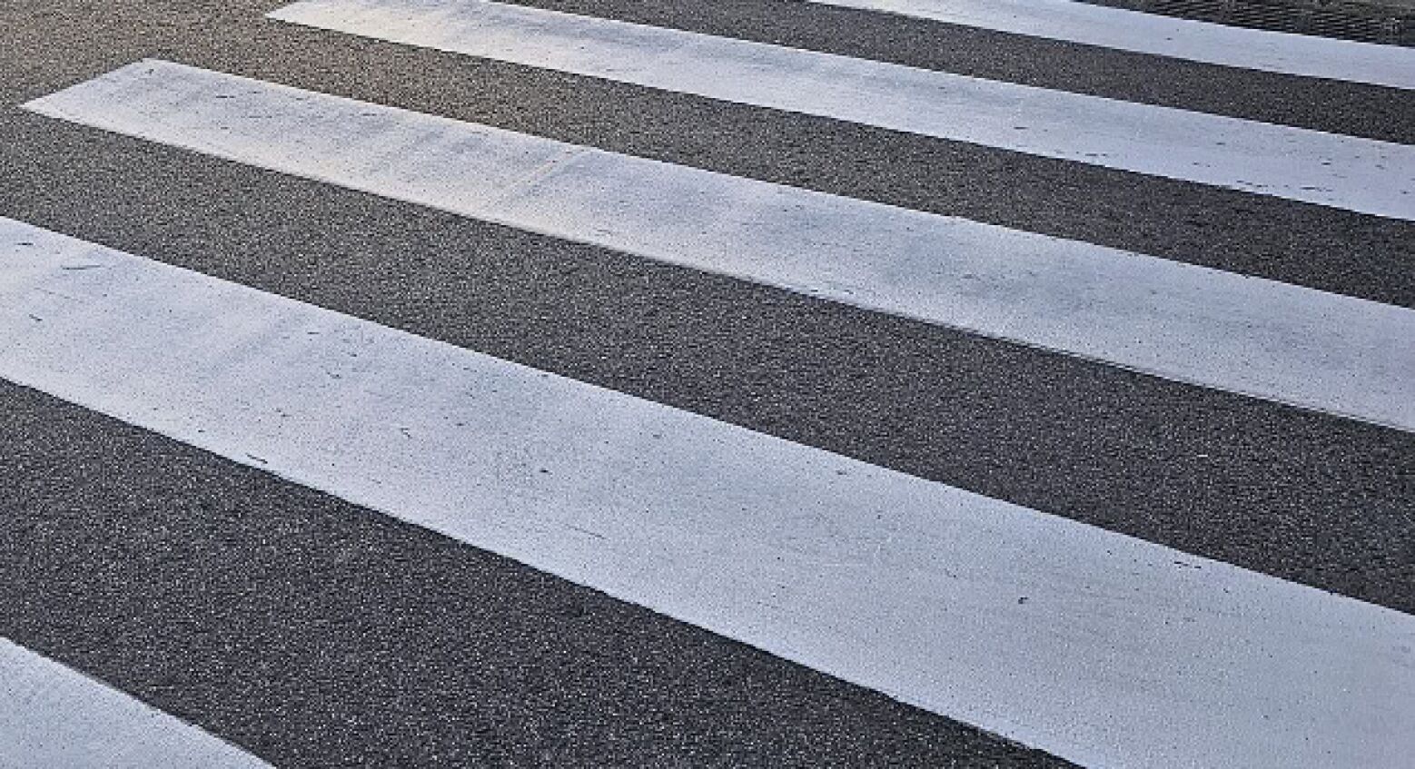 Multa por paragem e estacionamento nas passadeiras de peões