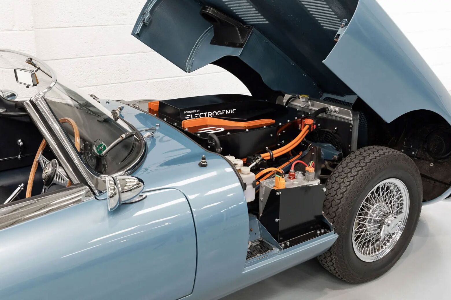 Novo regulamento simplifica transforma&ccedil;&atilde;o de ve&iacute;culos em Portugal