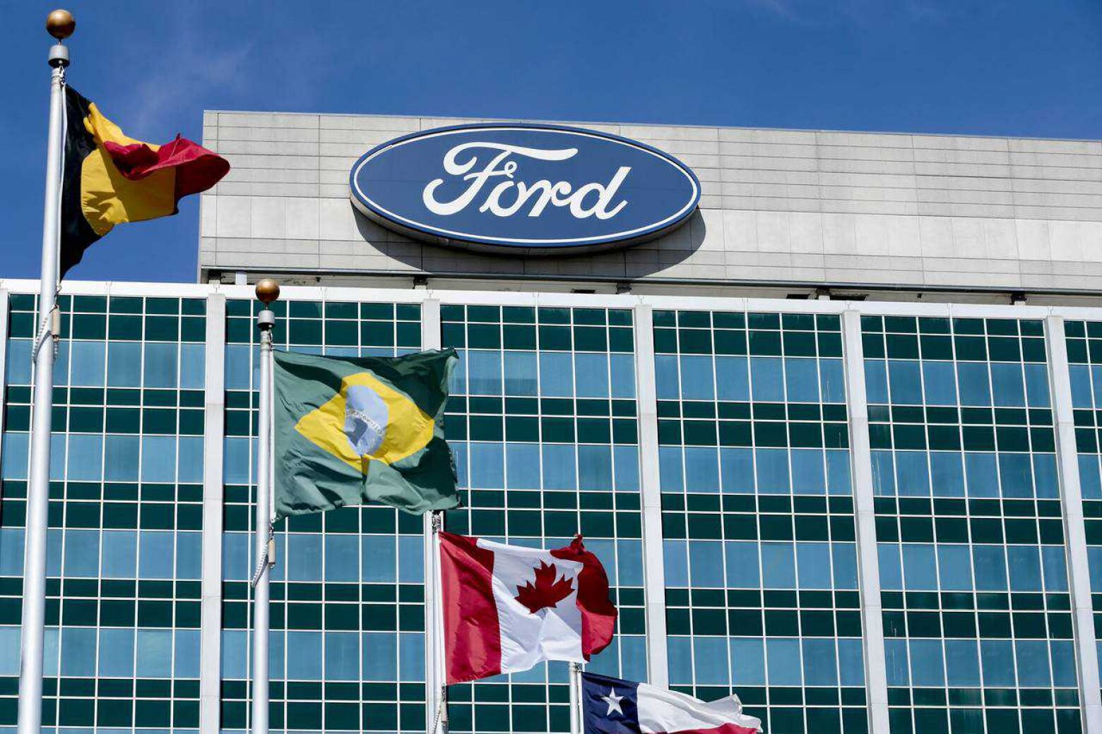Ford exige retorno ao escritório quatro dias por semana