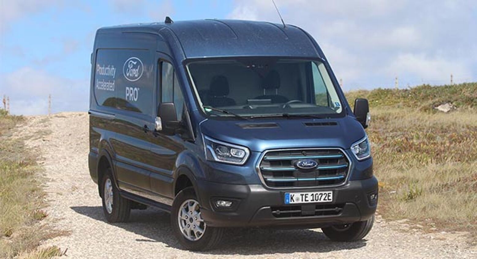 Preços conhecidos. Ford E-Transit já está disponível em Portugal