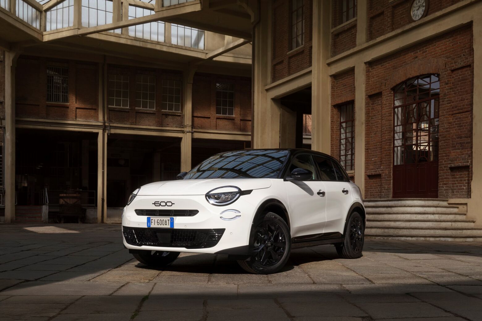 Fiat 600 Street estreia motor a gasolina de 100 cv