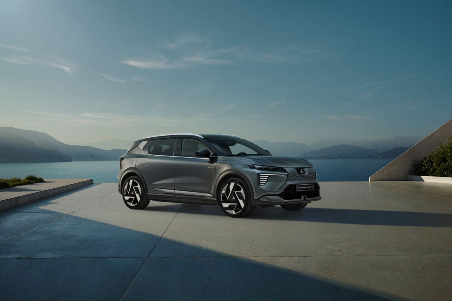 Mitsubishi abre pré-vendas para Eclipse Cross EV