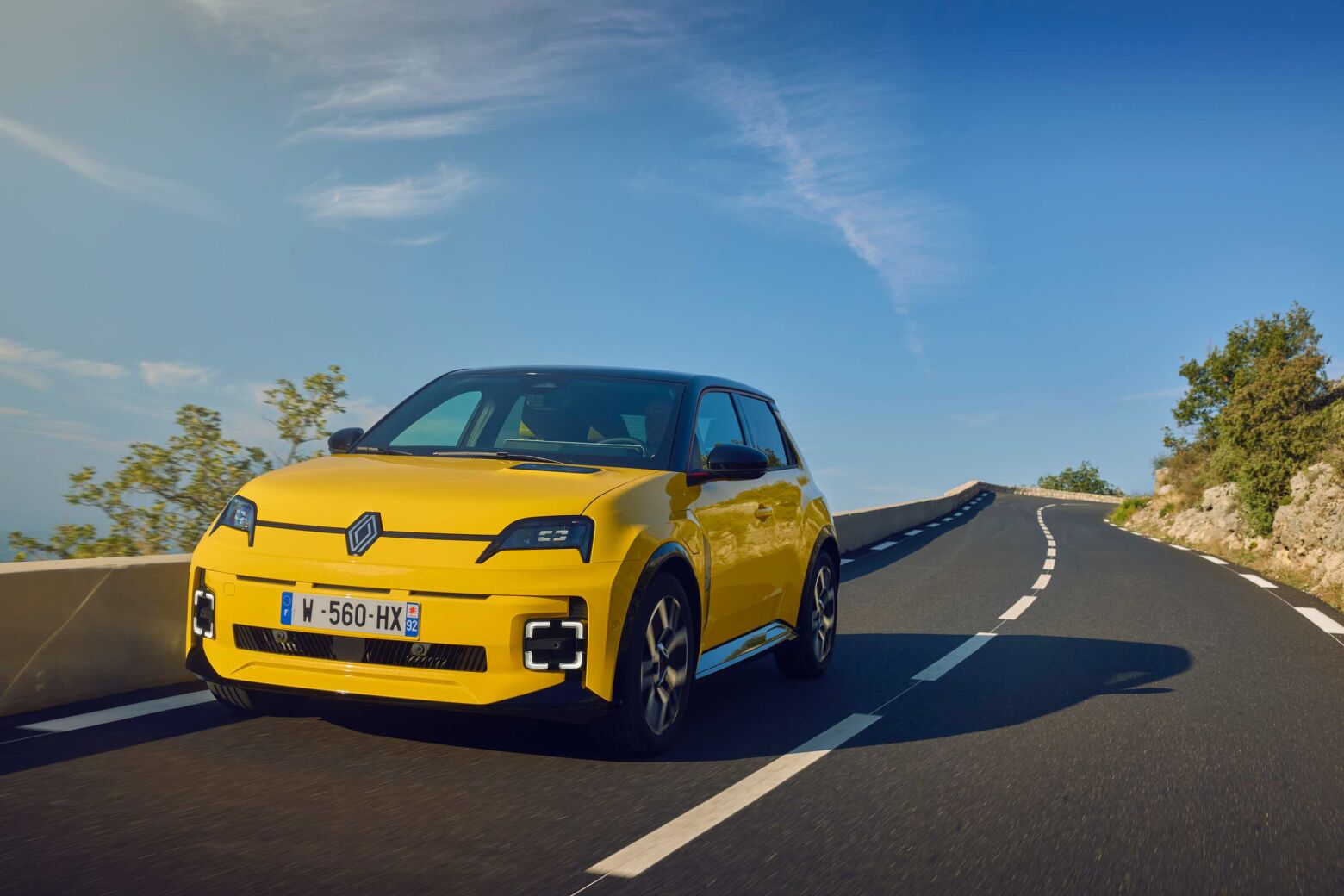 Renault 5 E-Tech e Alpine A290 vêm com problemas no inversor