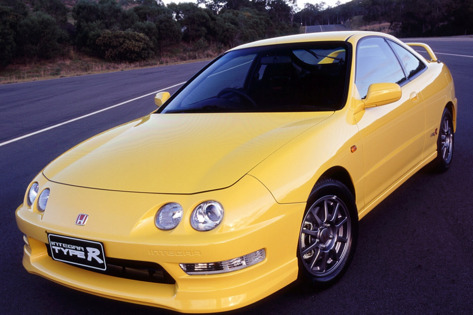 Cinco carros emocionantes com motor de quatro cilindros