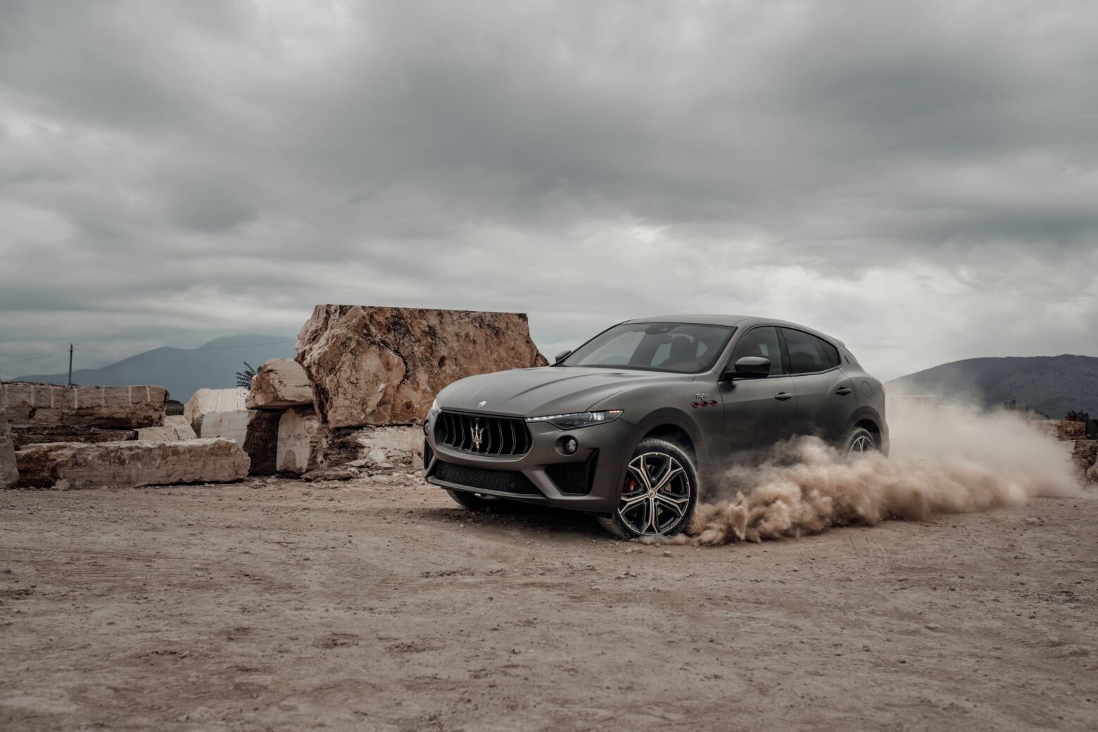 Fim da era V8. Maserati Quattroporte e Levante chegam ao fim