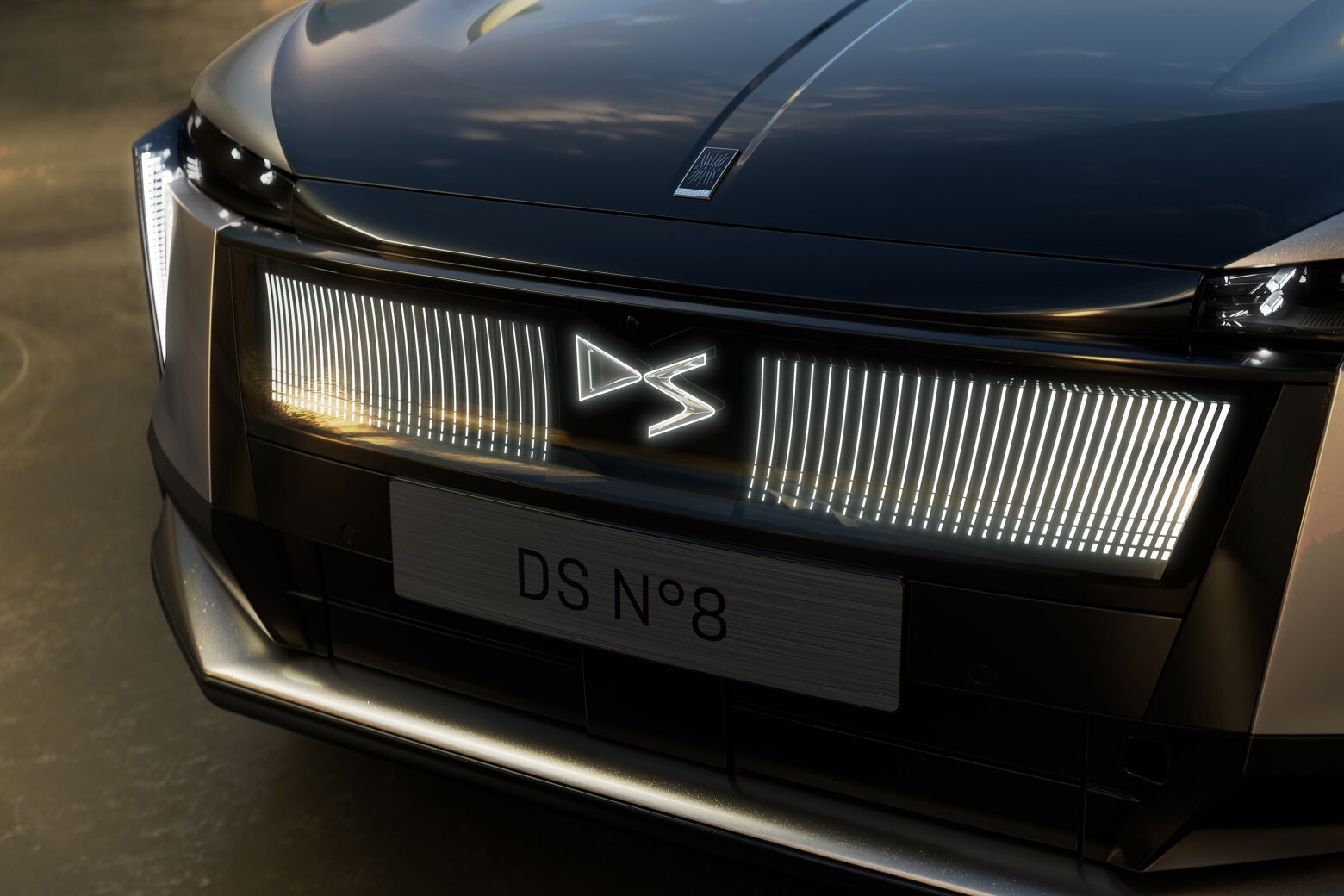 Stellantis pretende fazer frente à Bentley e à Rolls Royce