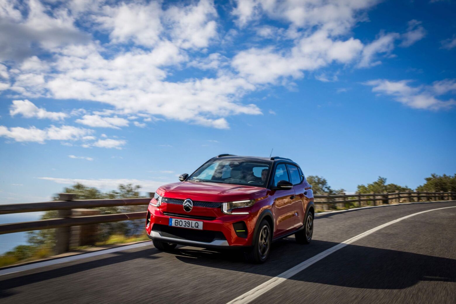 Citro&euml;n &euml;-C3 tem nova vers&atilde;o de acesso por 19 990&euro;