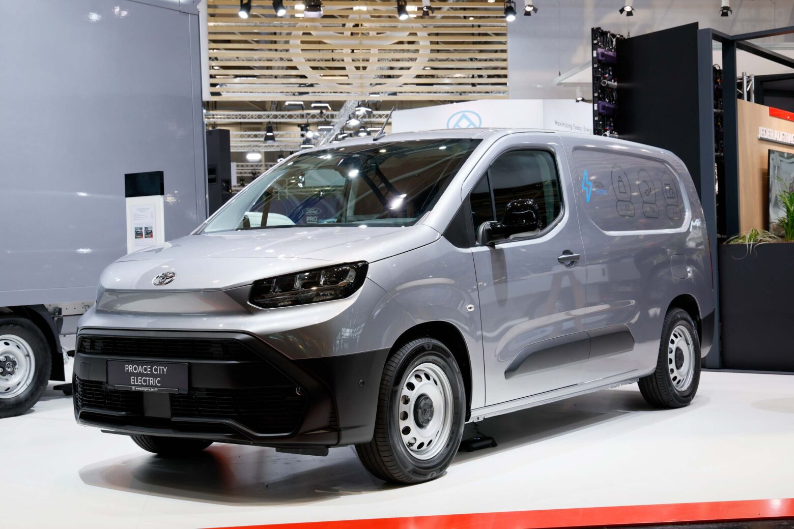 Toyota Proace City elétrico com campanha de financiamento