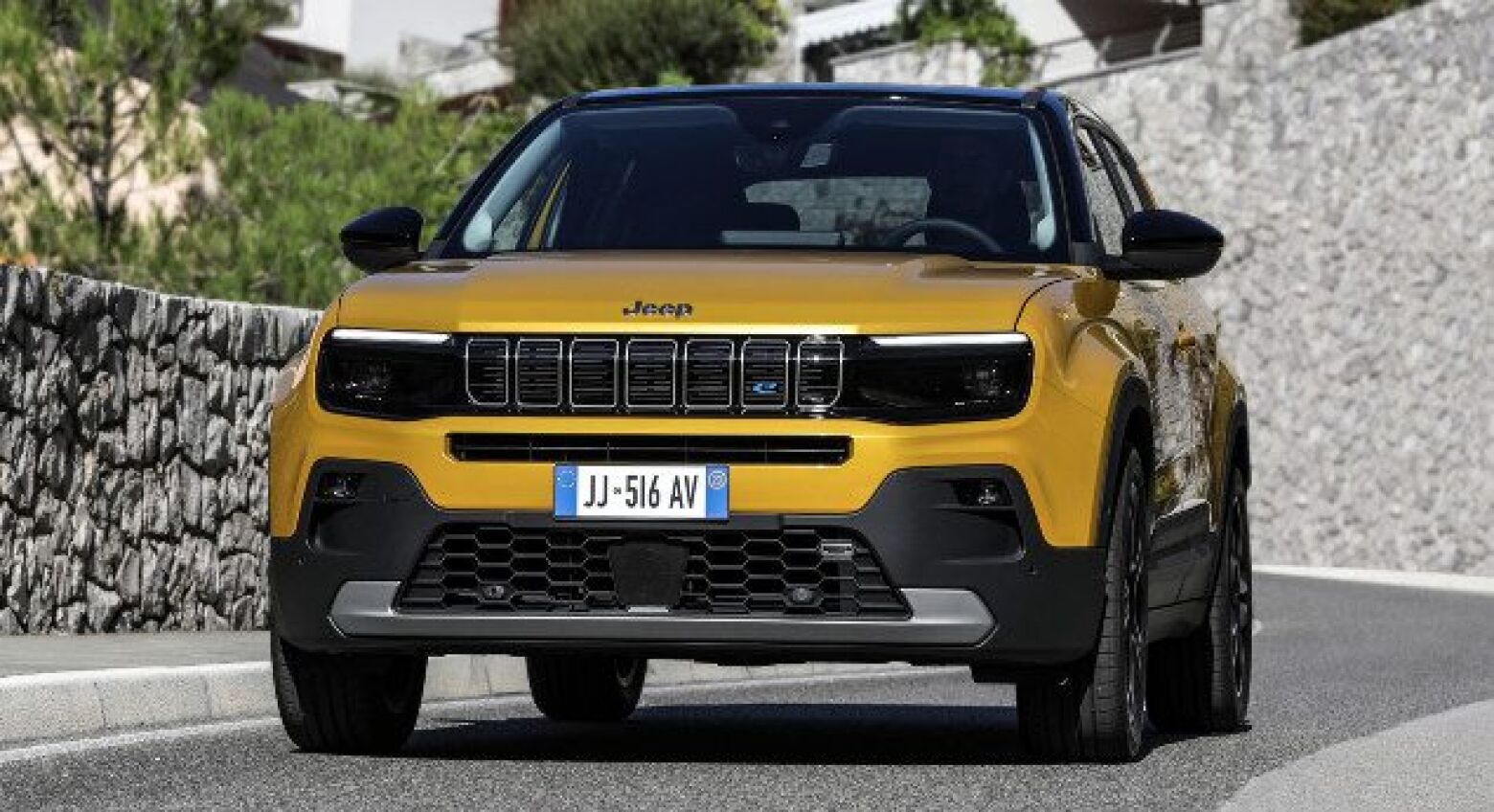 Jeep Avenger. Carro do Ano de 2023 já tem preços em Portugal