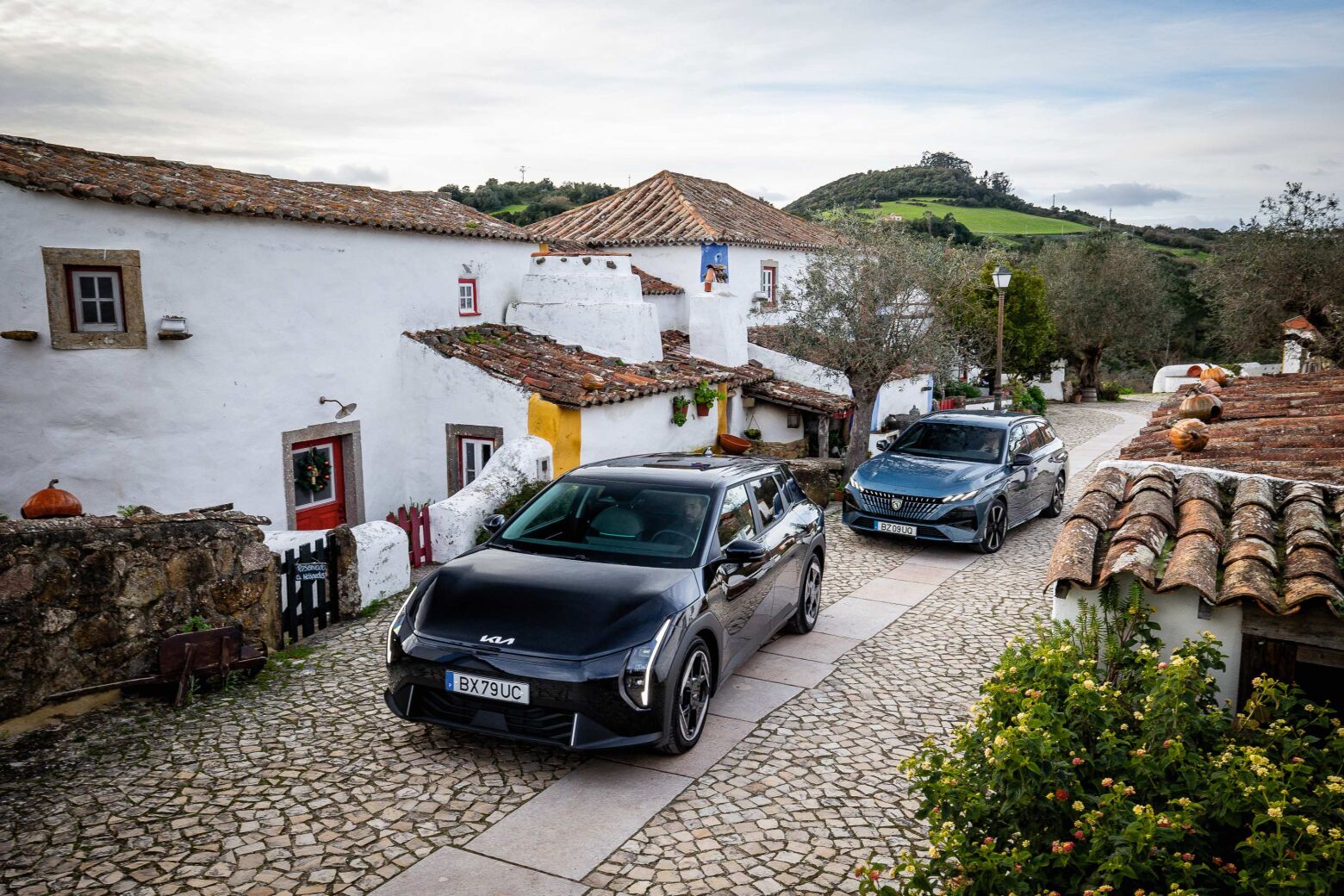 Frente a Frente: Kia EV4 contra Peugeot E-308 SW