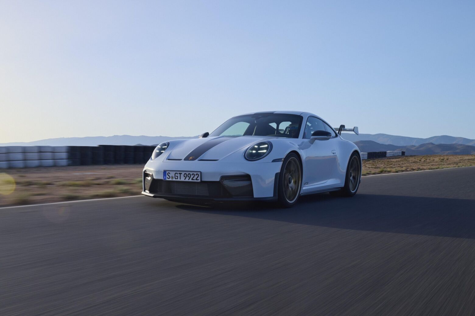 Novo Porsche 911 GT3 promete condução mais entusiasmante