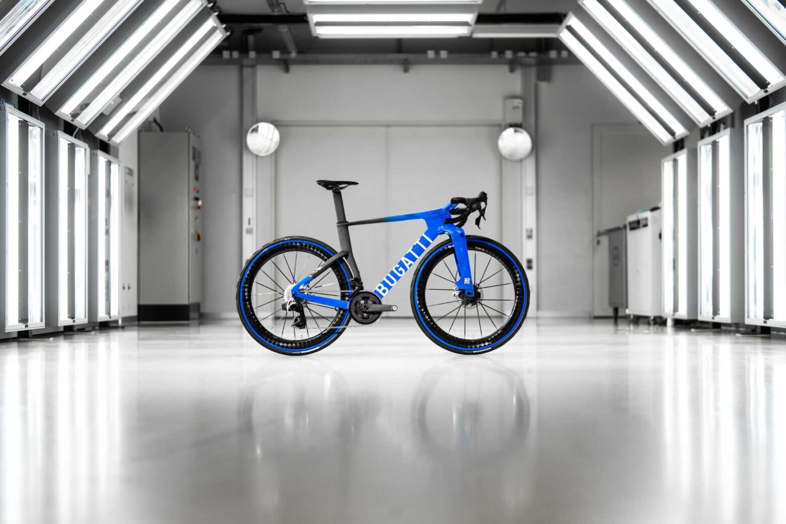 Bugatti e Factor lan&ccedil;am bicicleta de luxo de 21 mil euros