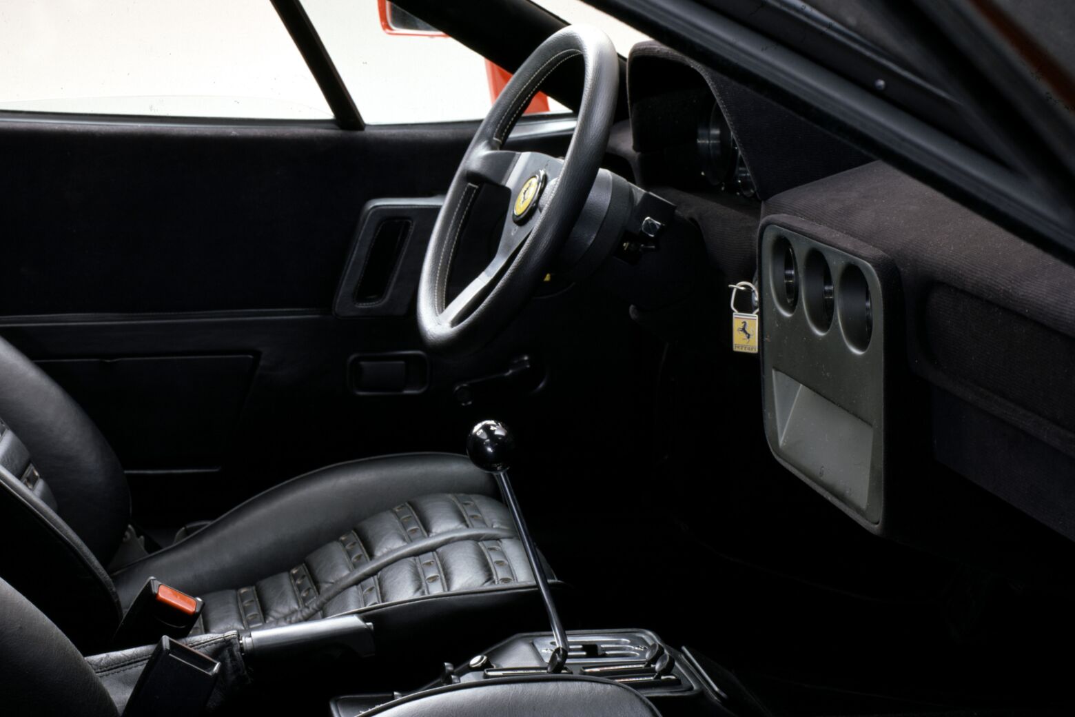 Ferrari pondera regresso da caixa de velocidades manual