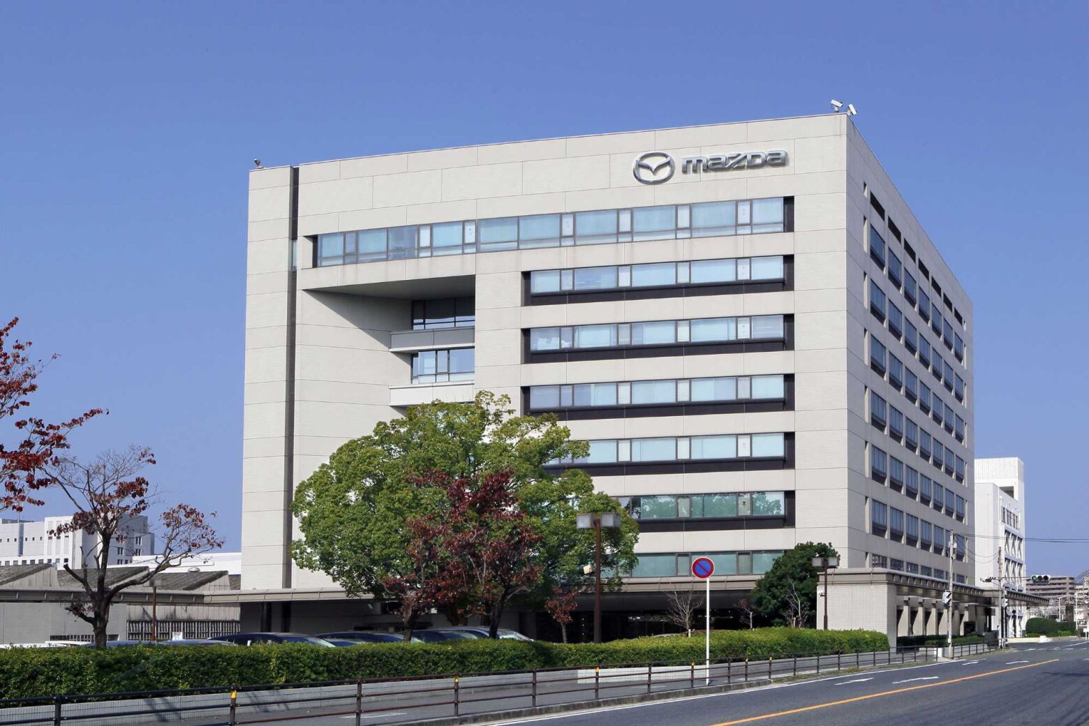 Toyota e Mazda reaproveitam baterias de elétricos em Hiroshima