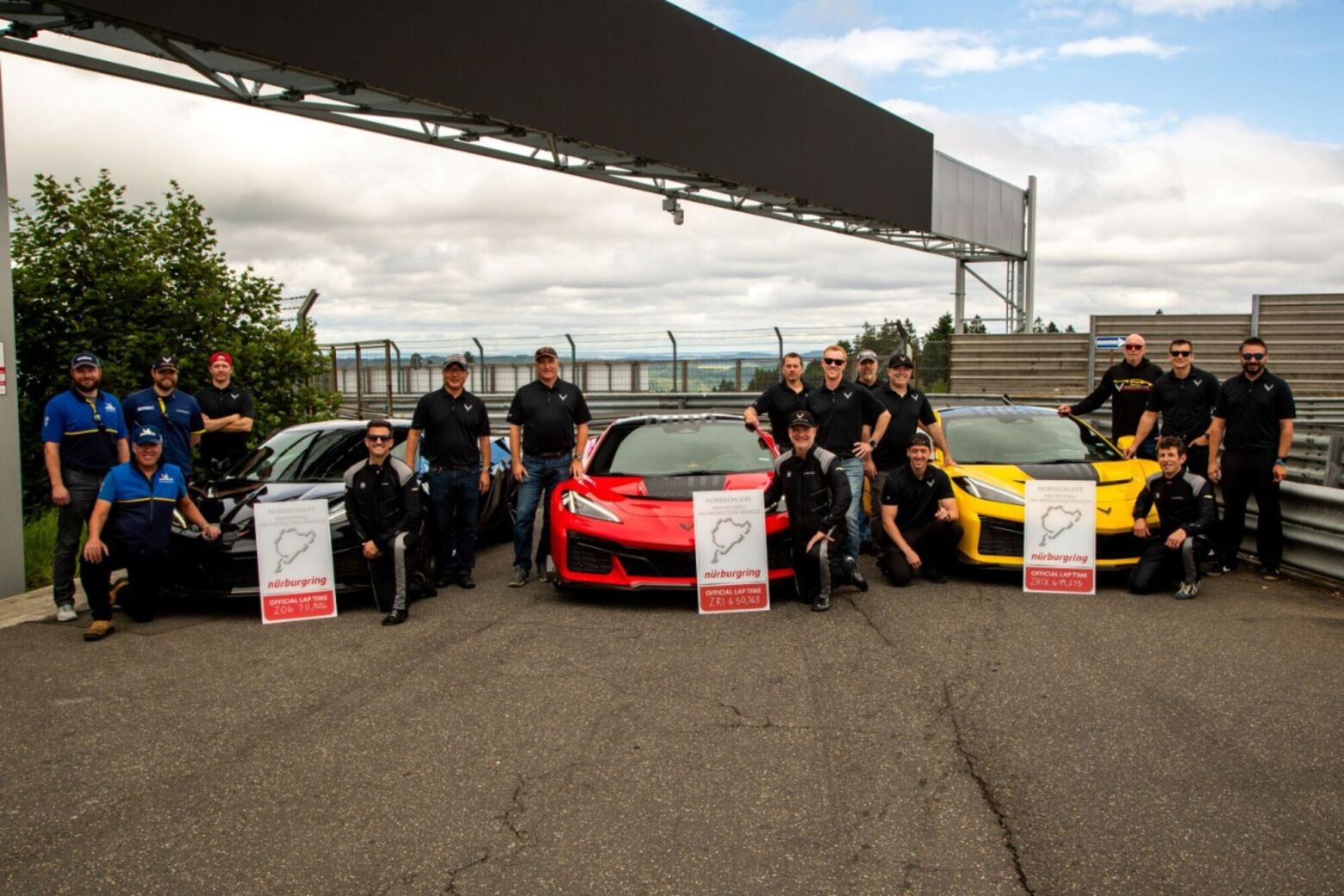 Corvette ZR1X bate recorde no Nürburgring e supera Mustang GTD