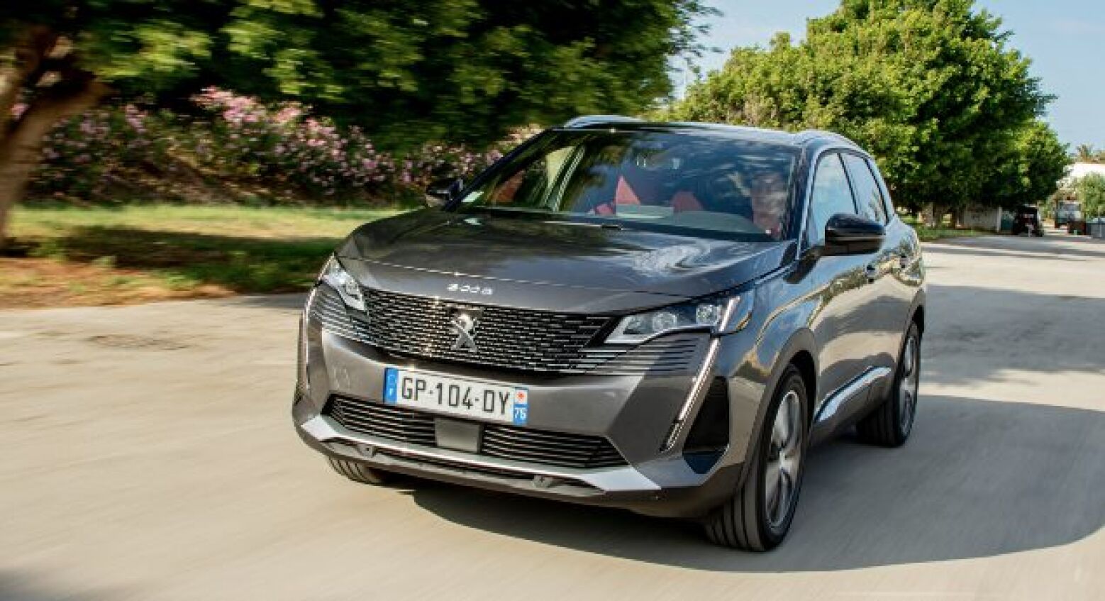 Para outubro. Peugeot 3008 e 5008 ganham nova versão Hybrid 48V