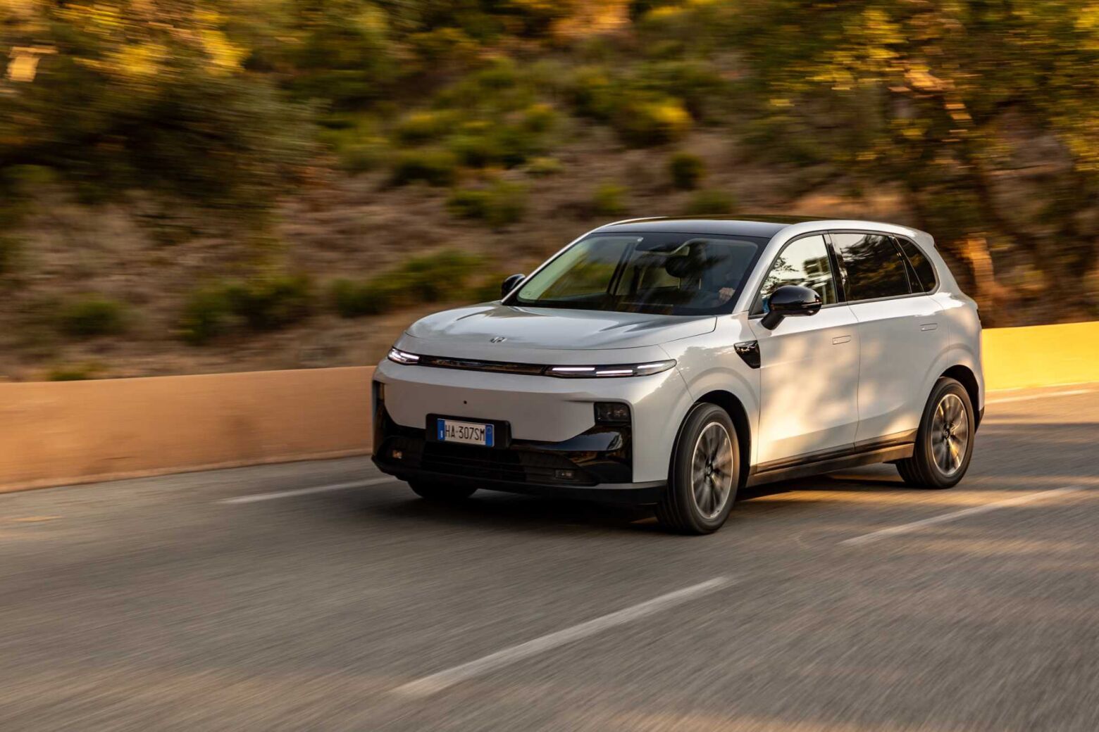 Leapmotor B10: espa&ccedil;o, conforto e tecnologia acima do esperado